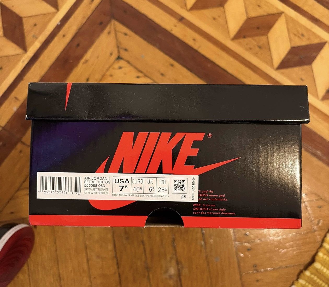 Nike NIKE Air Jordan 1 Retro High OG 'Patent Bred' Size US 7.5 / EU 40-41 - 6 Thumbnail