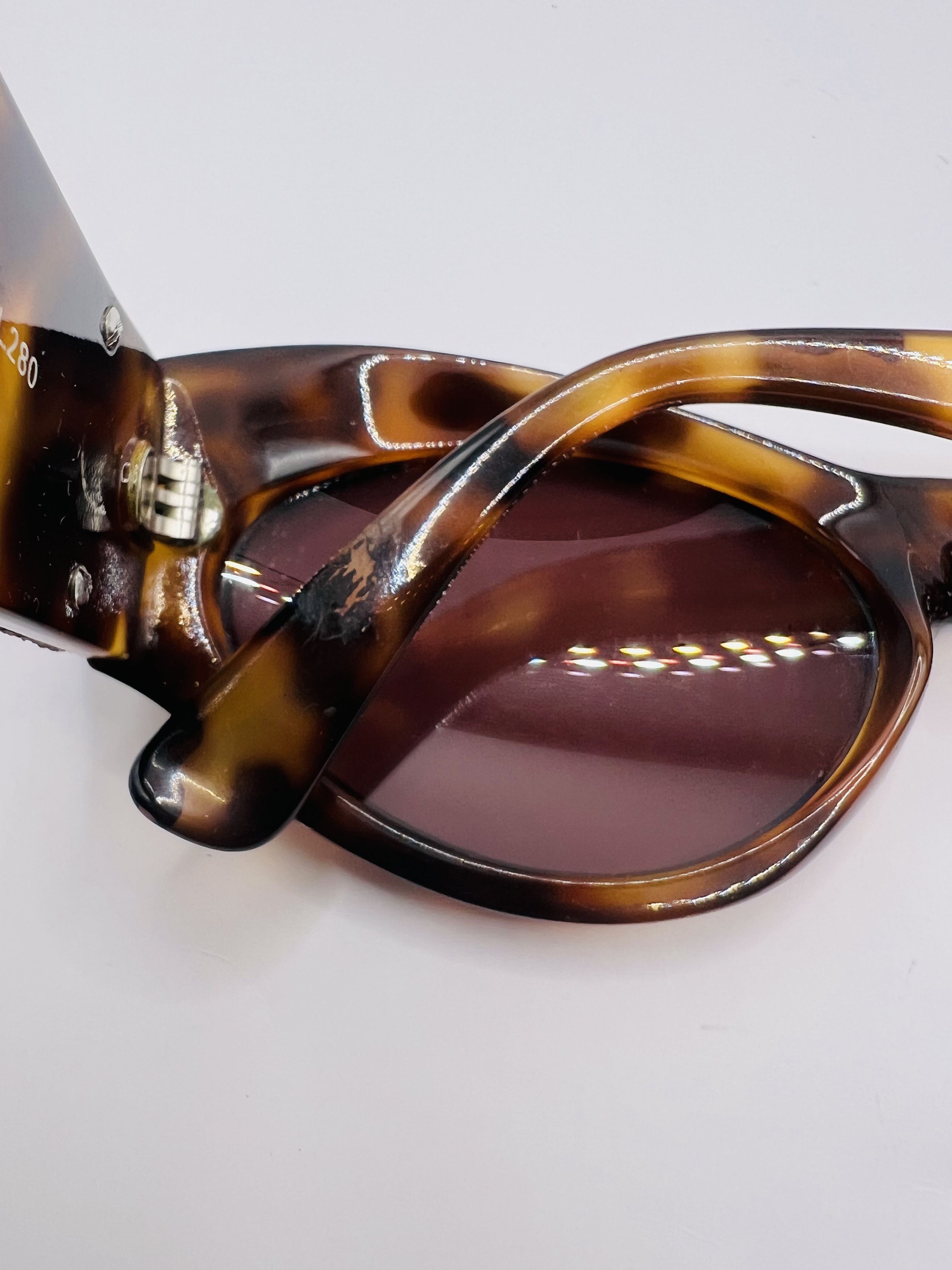 Versace Gianni Versace vintage sunglasses Size ONE SIZE - 8 Thumbnail