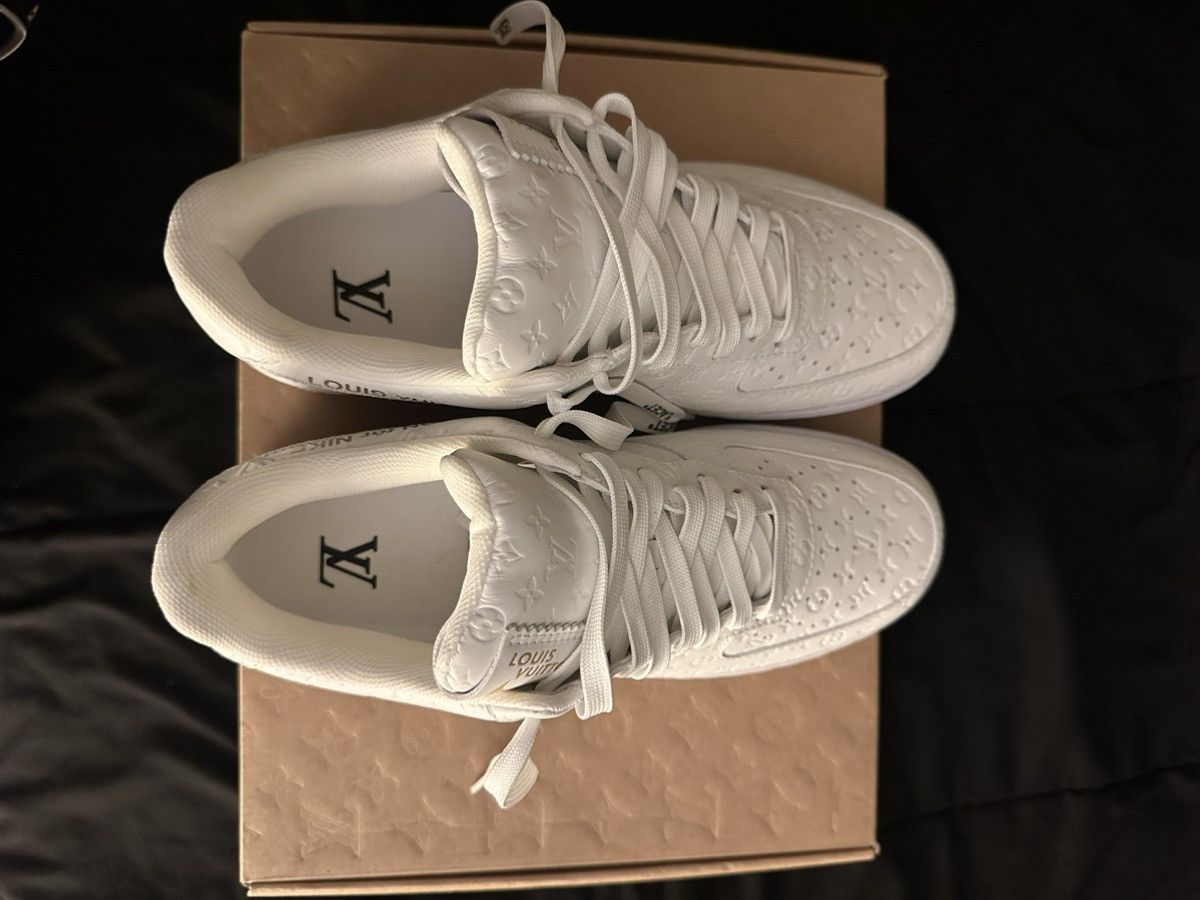 Louis Vuitton × Nike × Virgil Abloh Louis Vuitton Nike Air Force 1 Low by Virgil Abloh Size US 9.5 / EU 42-43 - 11 Thumbnail