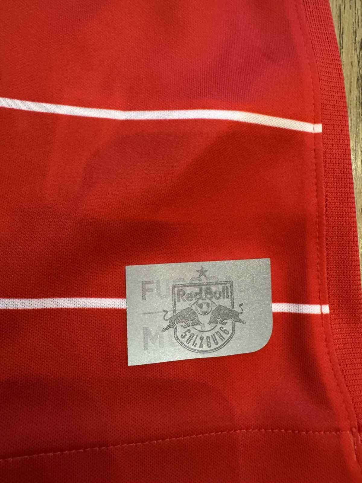 Nike RED BULL SALZBURG 2021-2022 FOOTBALL SHIRT SOCCER SIZE S Size US S / EU 44-46 / 1 - 4 Thumbnail
