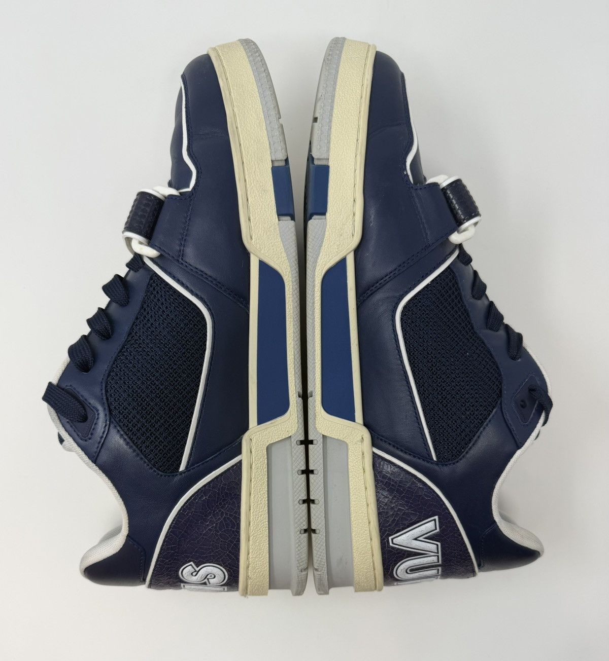Louis Vuitton Louis Vuitton Trainer NYC Exclusive Navy Mesh Size US 10 / EU 43 - 4 Thumbnail
