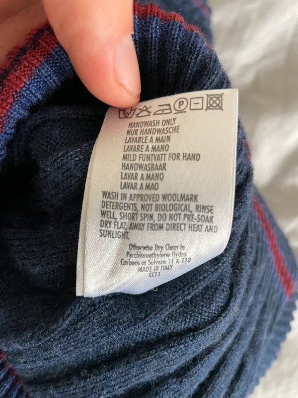 Burberry Burberry Navy Vest (L) Size US L / EU 52-54 / 3 - 4 Thumbnail