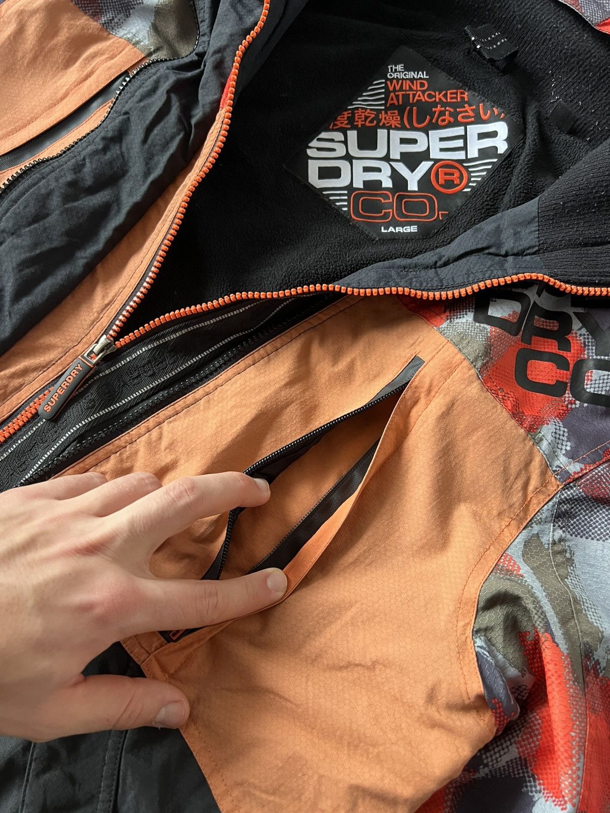 Superdry Superdry Overprinted Gorpcore Ski Regular men’s Jacket Size US L / EU 52-54 / 3 - 16 Thumbnail