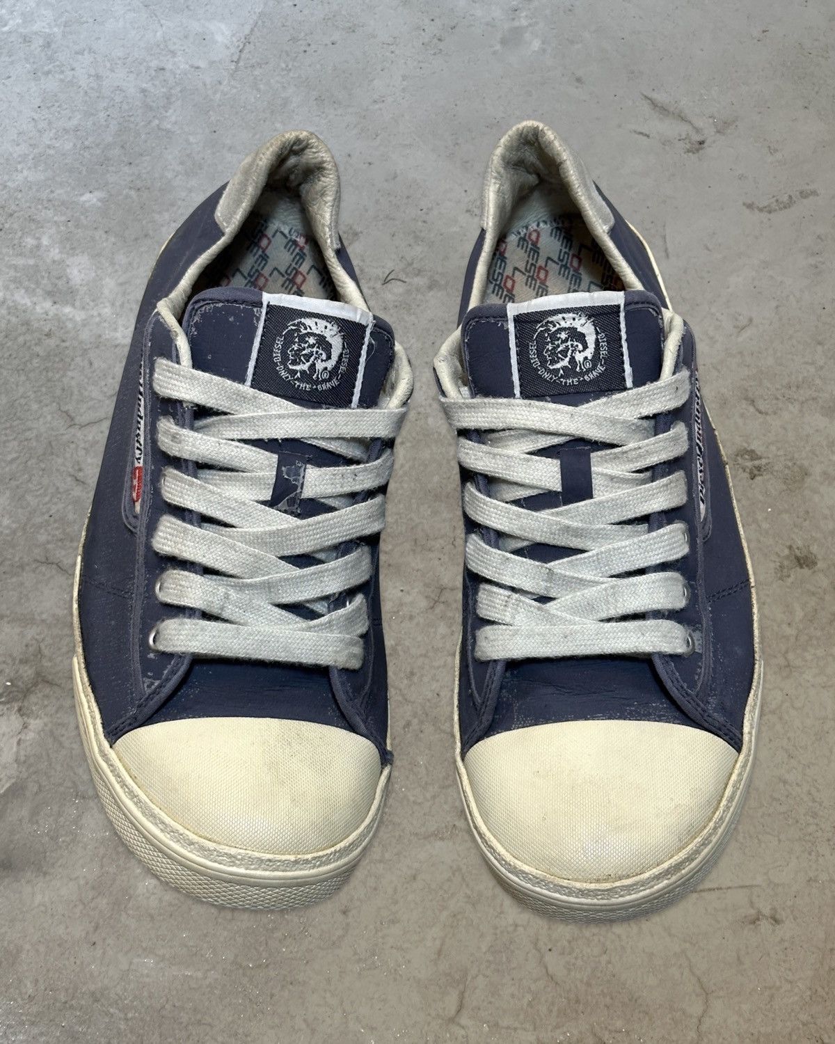 Diesel (SS09) ONWARD LOW TOP Size US 9 / EU 42 - 1 Thumbnail