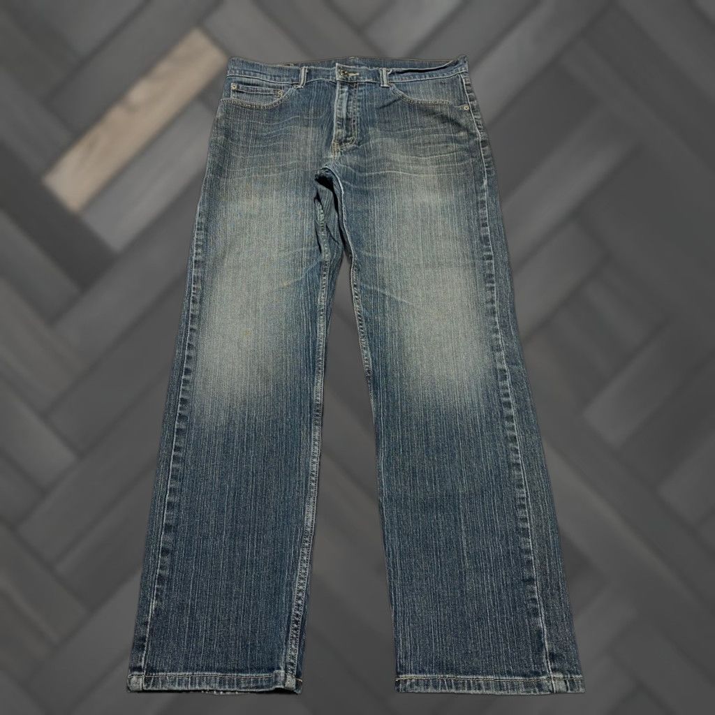 Levi's Levi's 505 Regular Fit Jeans Men W33 L30 Medium Wash Blue Denim Cotton Straight Stock Power: Logo Size US 33 - 1 Thumbnail