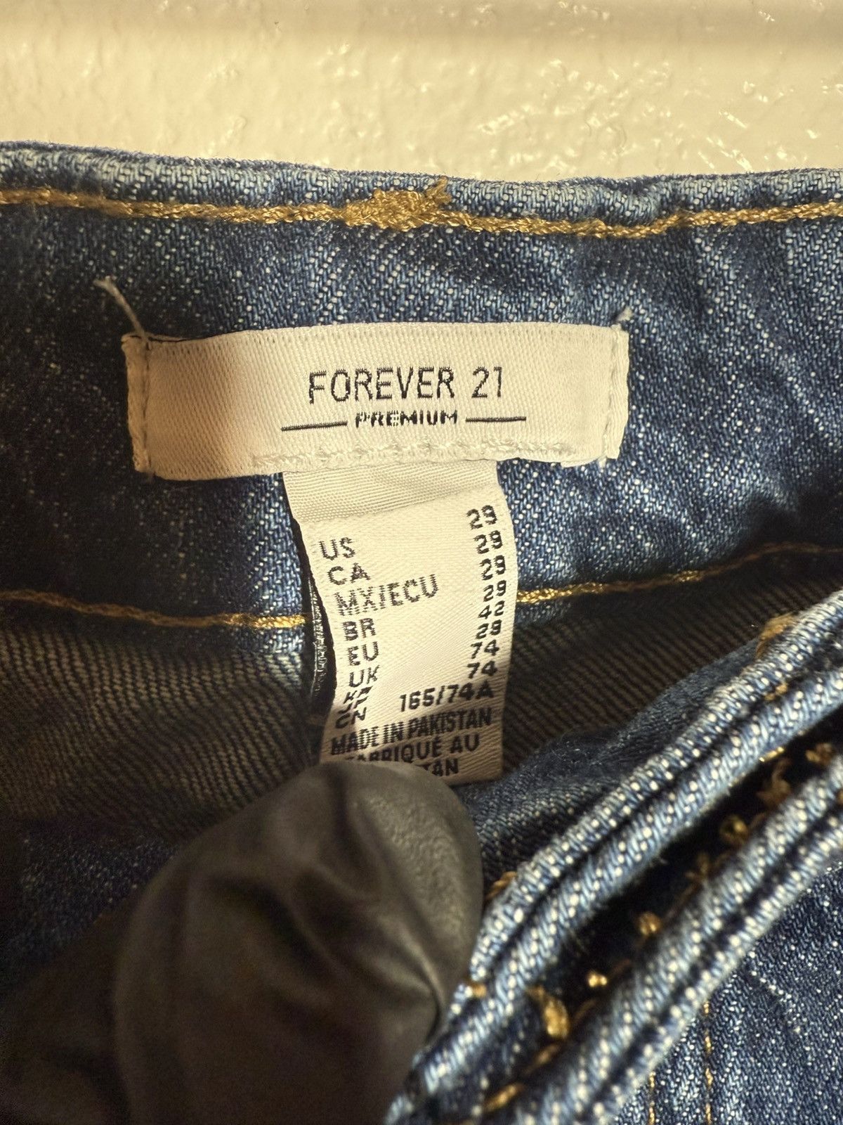 Forever 21 Forever21 Blue floral shorts Size 29" - 2 Thumbnail