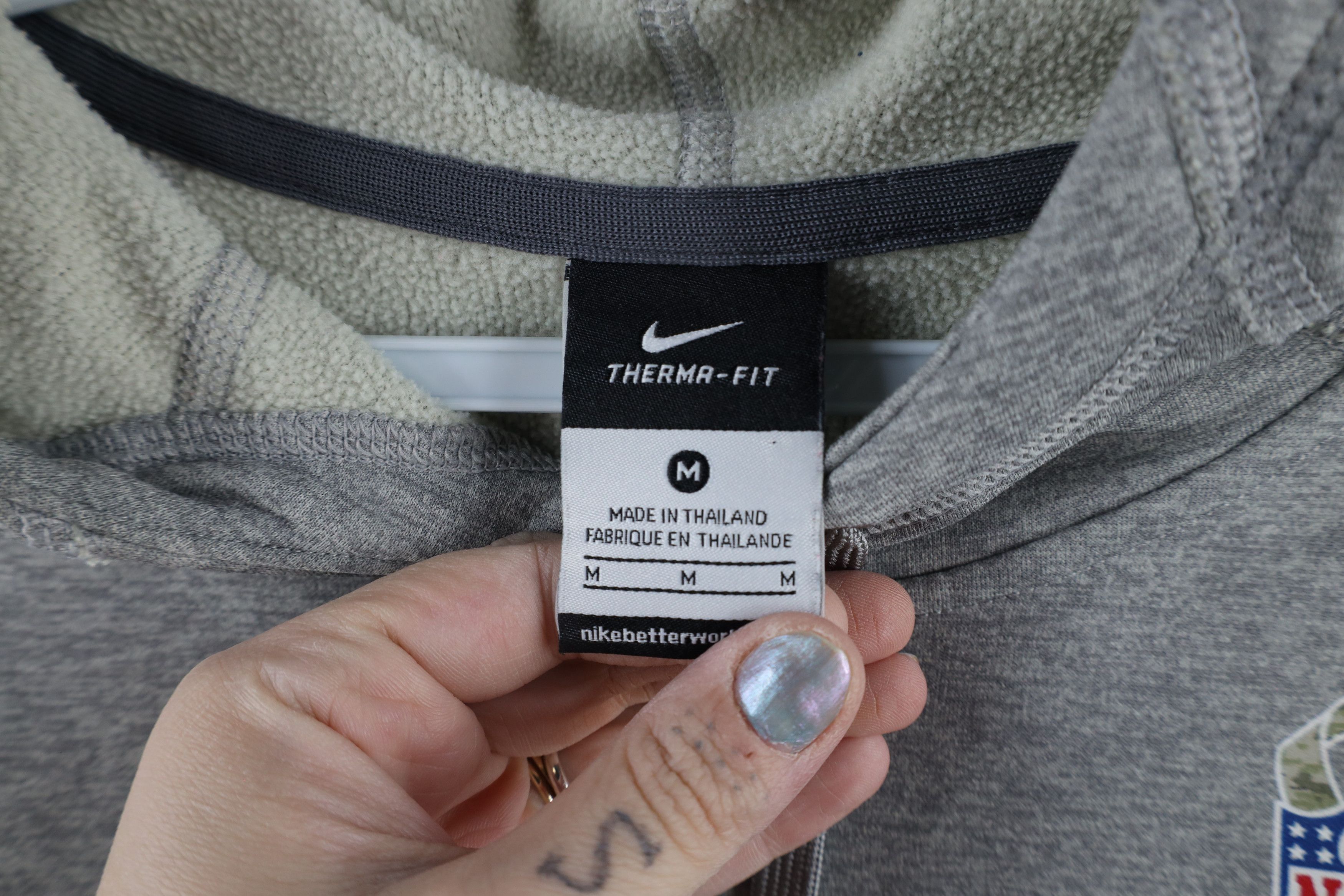 Nike × Vintage Nike Therma Fit To Service New York Giants Football Hoodie Size M / US 6-8 / IT 42-44 - 9 Thumbnail