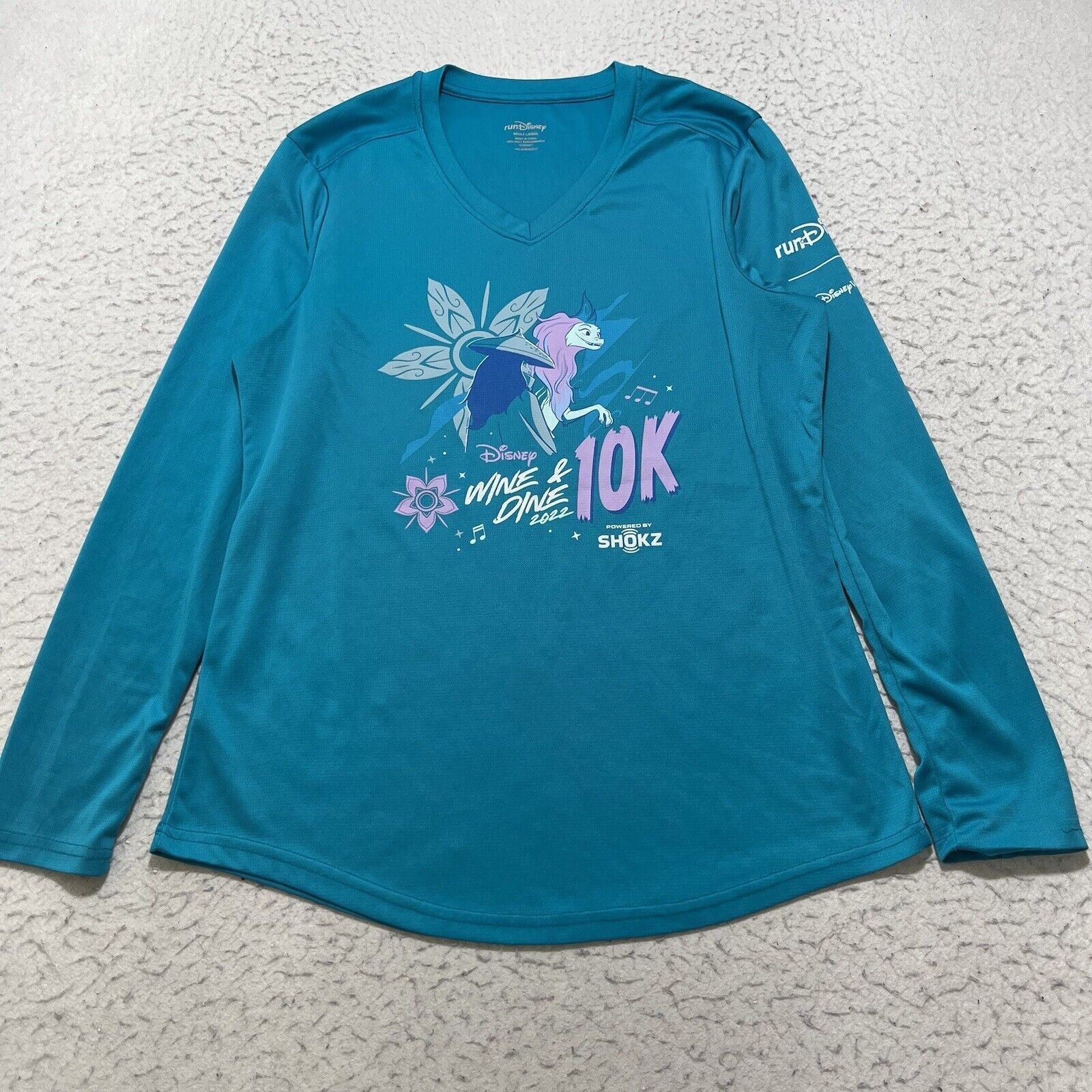 Disney Run Disney 2022 Wine Dine 10K Raya The Last Dragon Sisu Tee Size US L / EU 52-54 / 3 - 1 Thumbnail