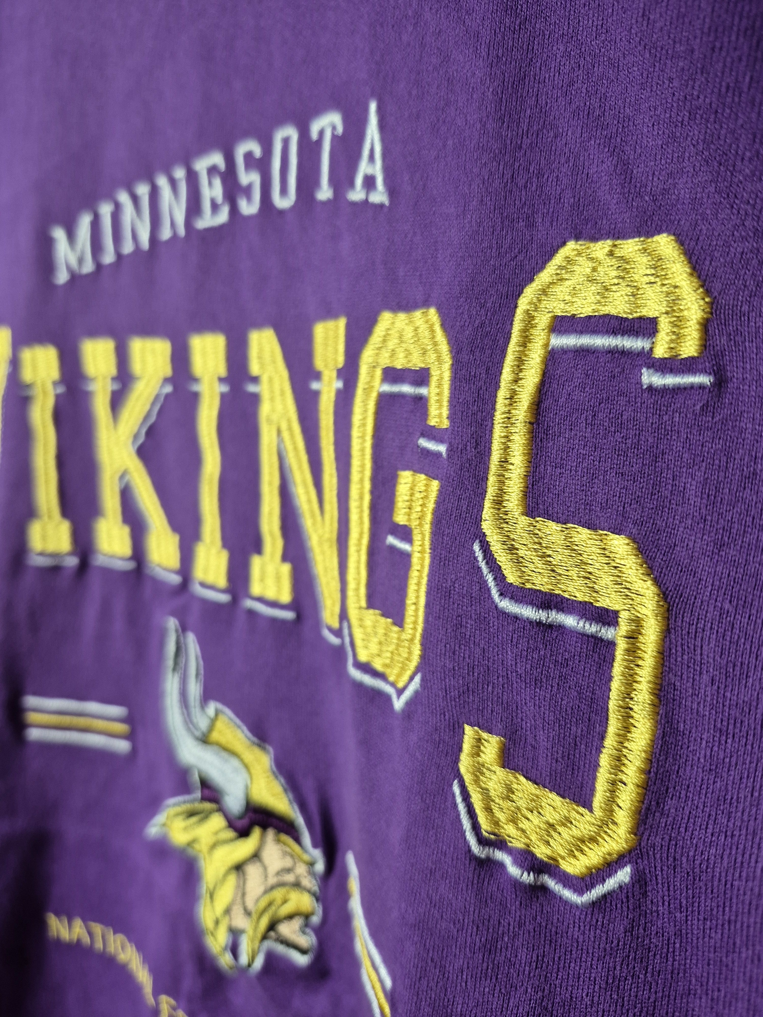 NFL 🔥 Wego Japan NFL Minnesota Vikings Tee American Sport Size US L / EU 52-54 / 3 - 3 Thumbnail