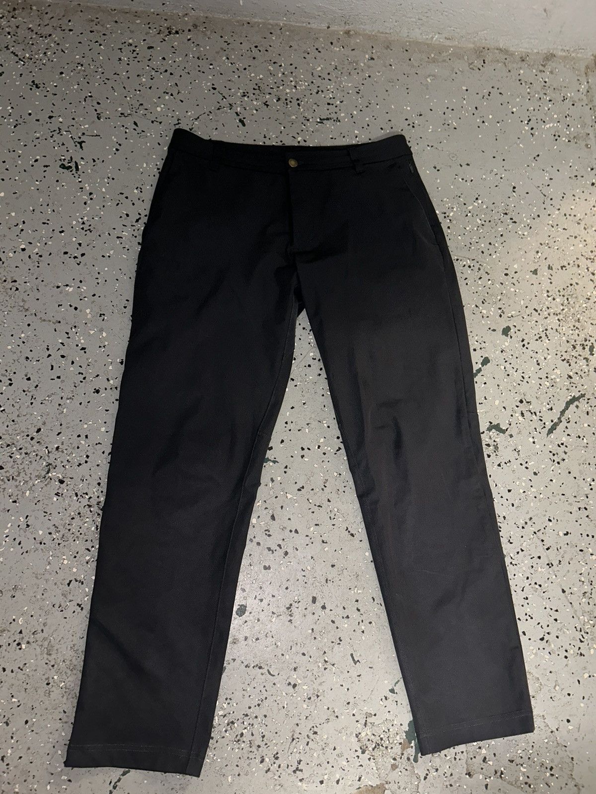 Lululemon Lululemon abc pants Size US 32 / EU 48 - 1 Thumbnail