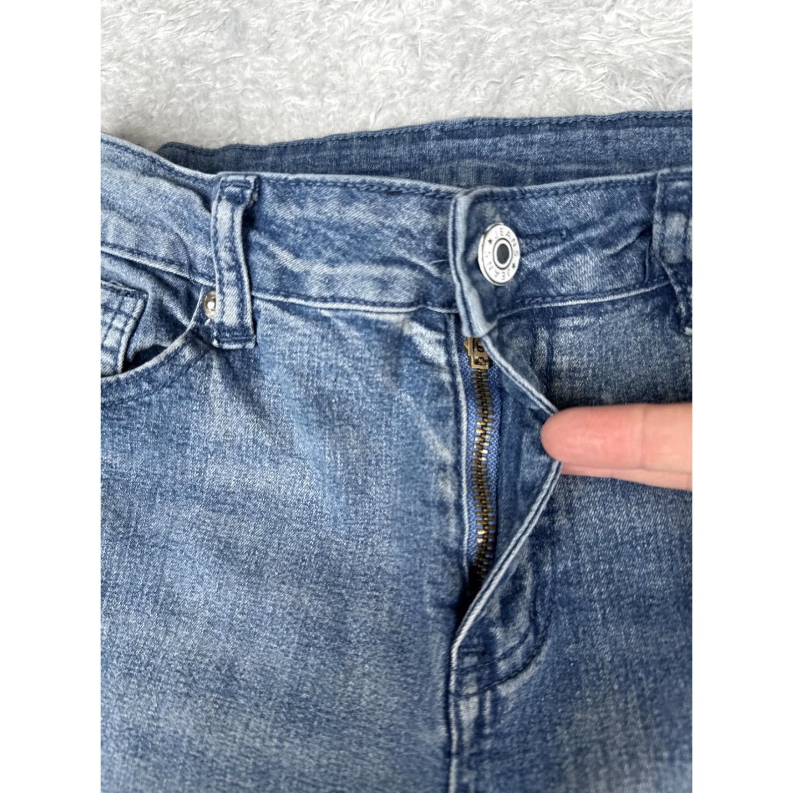 Denime Jeans Womens 8 Blue Denim Stretch Mid Rise Bootcut Flare Leg Casual Pants 26x31 Size 30" / US 8 / IT 44 - 5 Thumbnail
