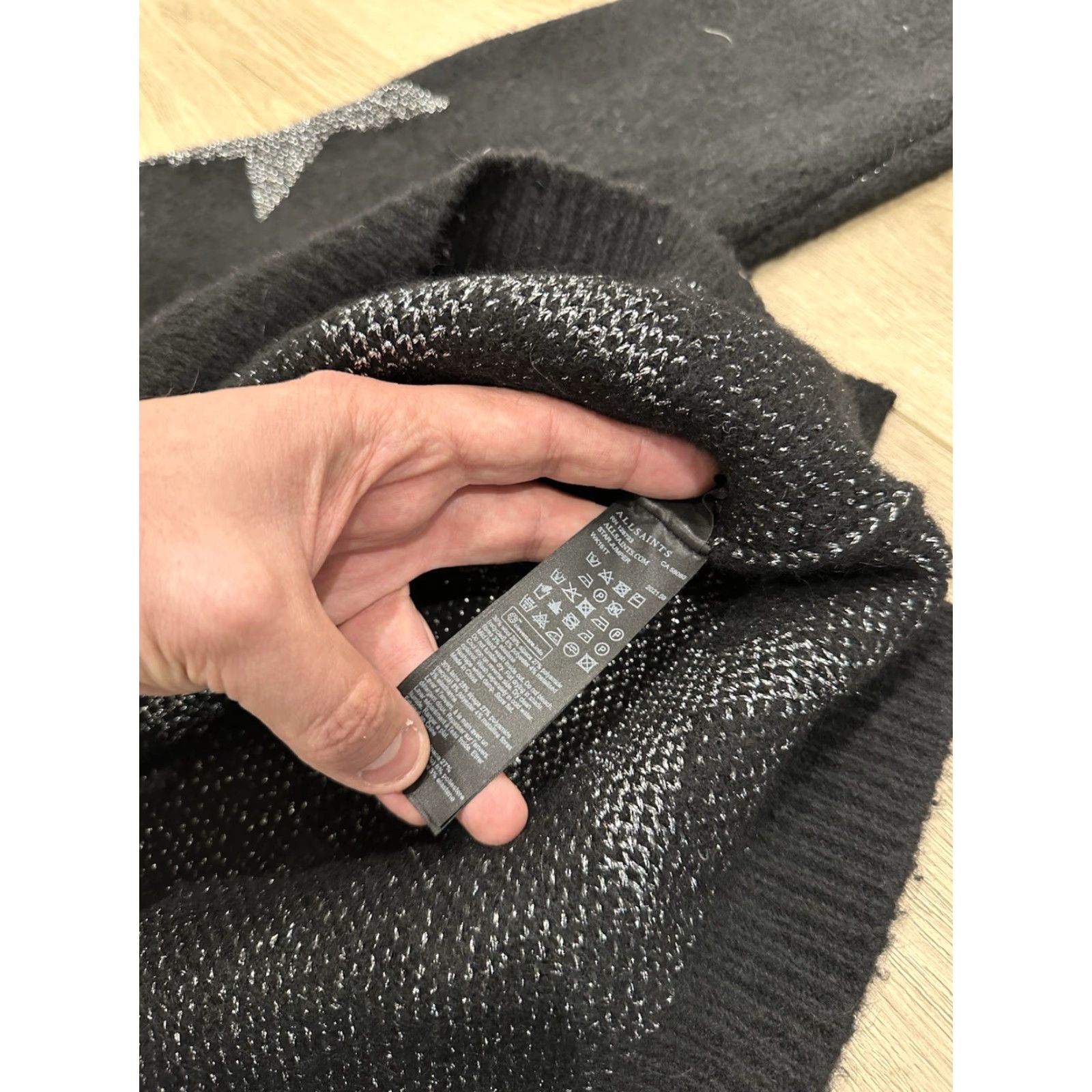 Allsaints VINTAGE AllSaints Star Jumper Sweater Women XS Black Silver Wool Alpaca Metallic Cozy Size 26" / US 2 / IT 38 - 7 Thumbnail