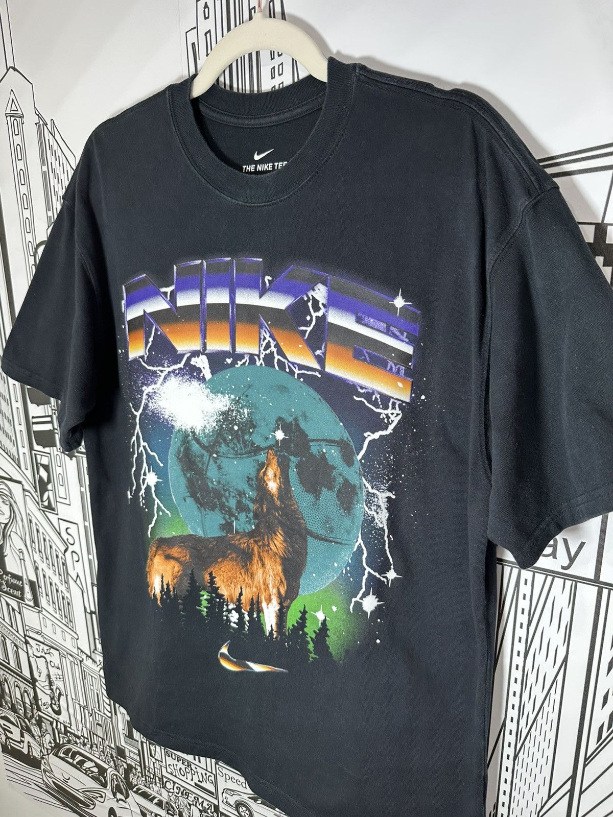 Nike Nike Graphic Wolf Basketball Tee Black M Size US M / EU 48-50 / 2 - 2 Thumbnail