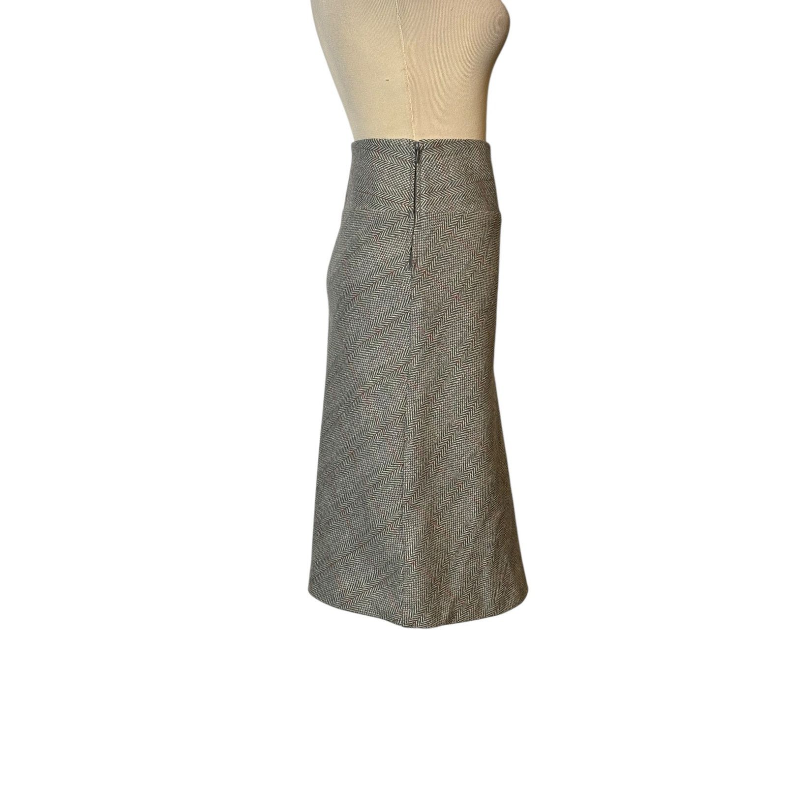 Benetton BENETTON gray red plaid knee length skirt size 44 US Medium Size 32" / US 10 / IT 46 - 20 Thumbnail