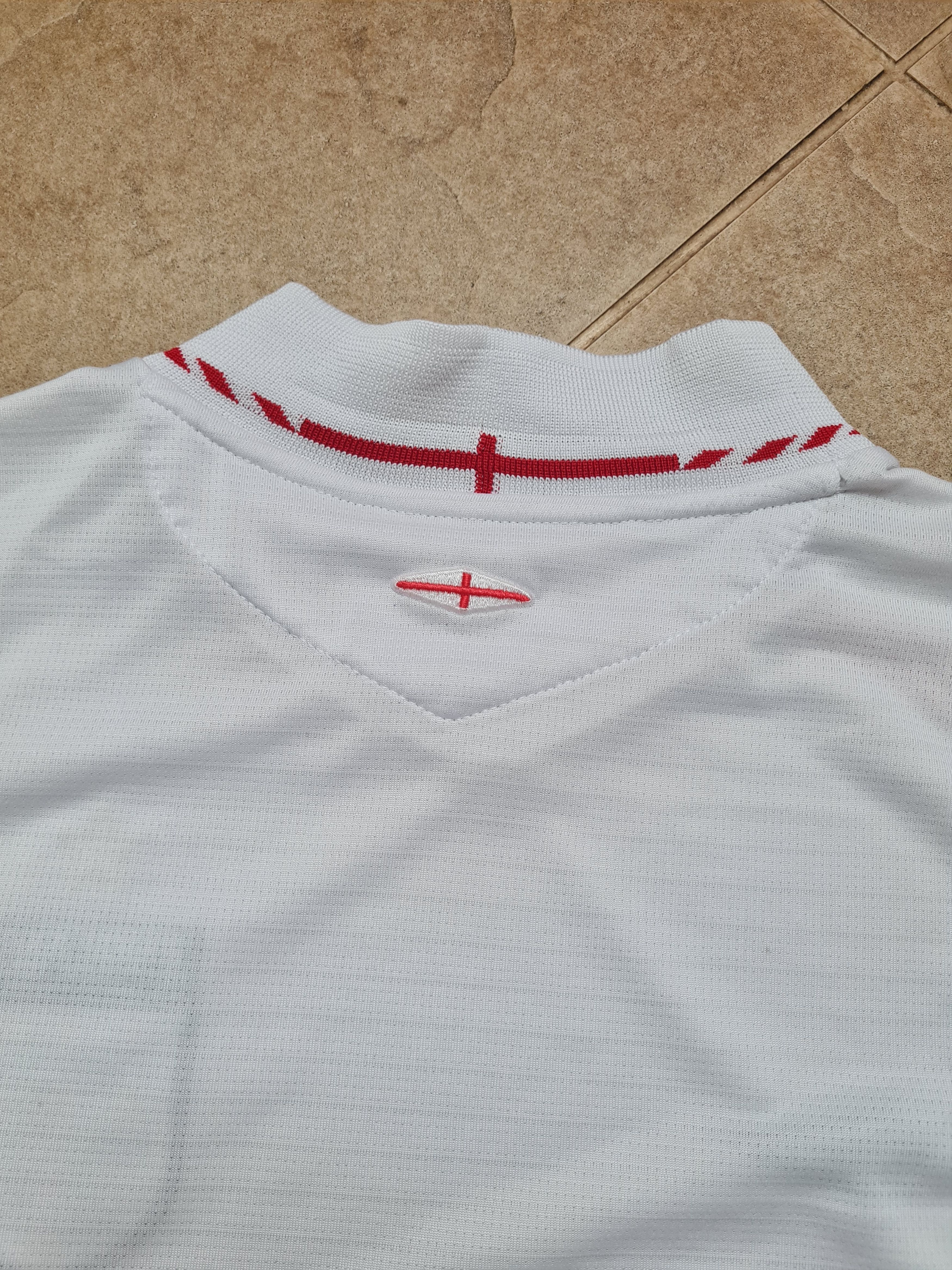 Umbro Vintage Jersey Umbro England 2005 - 2007 home soccer shirt L Size US L / EU 52-54 / 3 - 8 Thumbnail