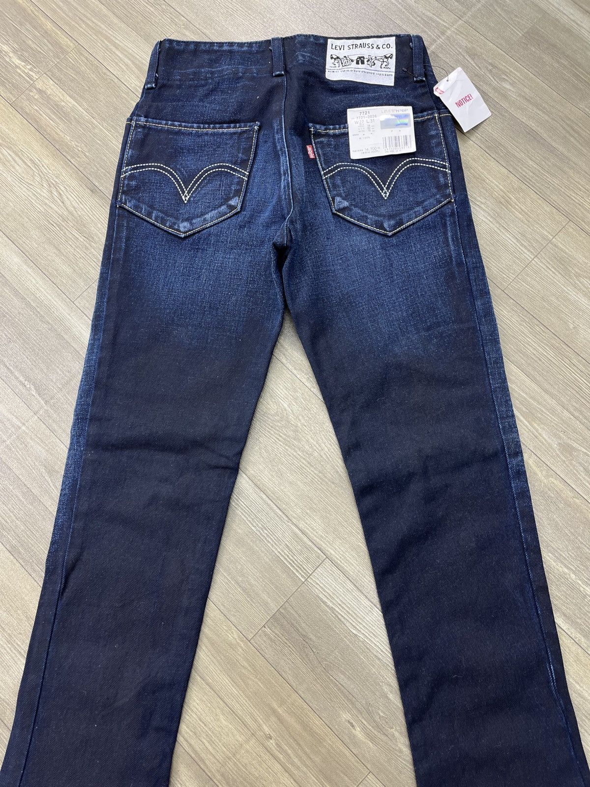 Levi's Vintage Clothing 🇯🇵Deadstock Vintage Levis 7721-2026 Japan Faded Flared Jeans Size US 26 / EU 42 - 14 Thumbnail