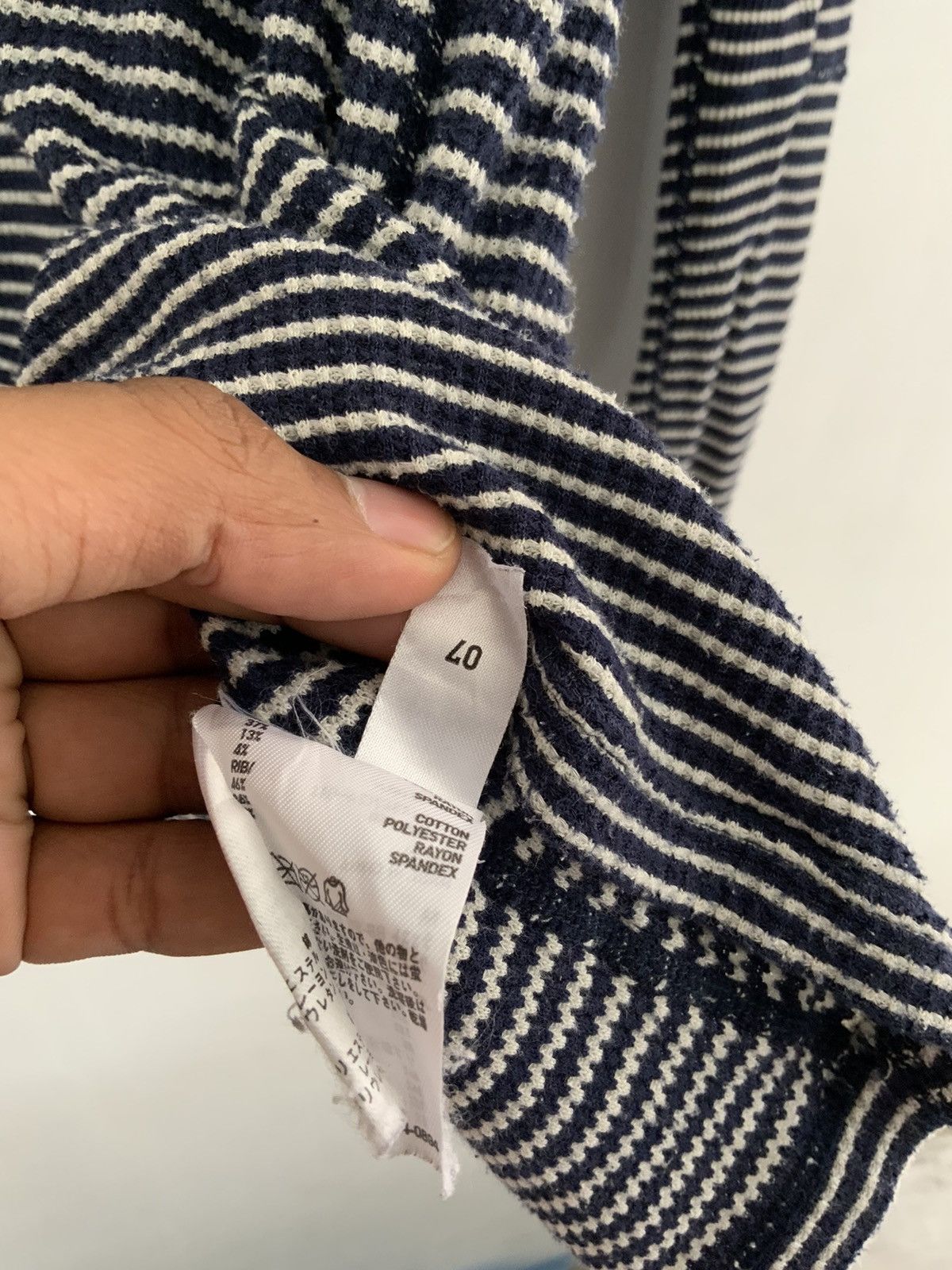 Japanese Brand Uniqlo undercover Stripe Long Sleeve Shirt Size US M / EU 48-50 / 2 - 15 Thumbnail