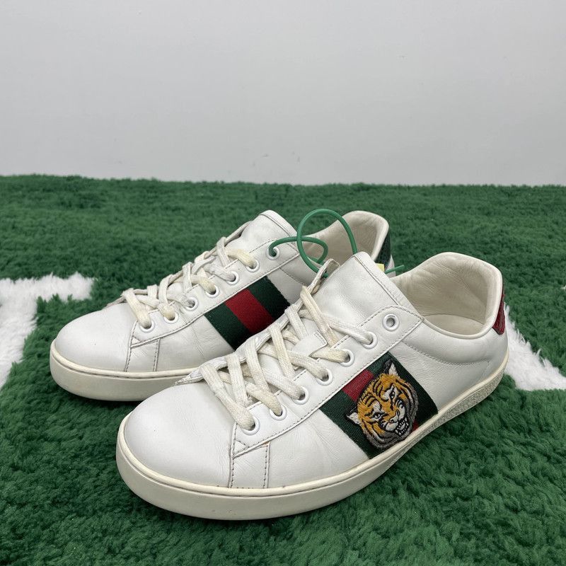 Gucci Ace Tiger Embroidered Sneakers for Men -2508