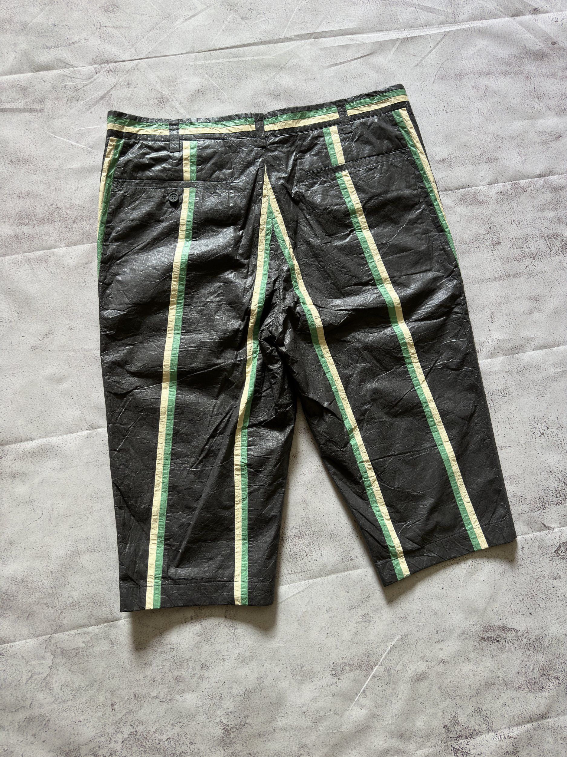 Issey Miyake Issey Miyake Men Polyethylene Stripe Shorts sz.4 Size US 32 / EU 48 - 10 Thumbnail