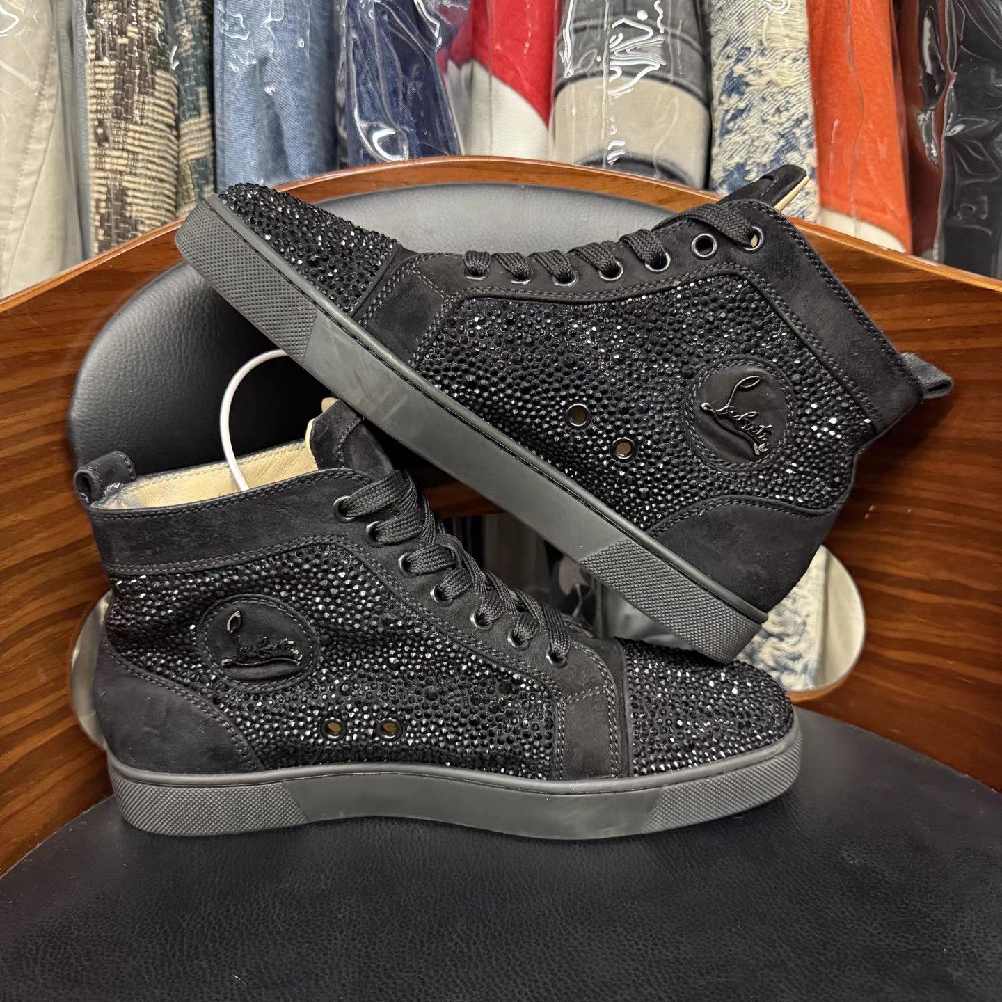 Christian Louboutin Christian Louboutin Crystal Red Sole Sneakers K15 Size US 8 / IT 38 - 7 Thumbnail