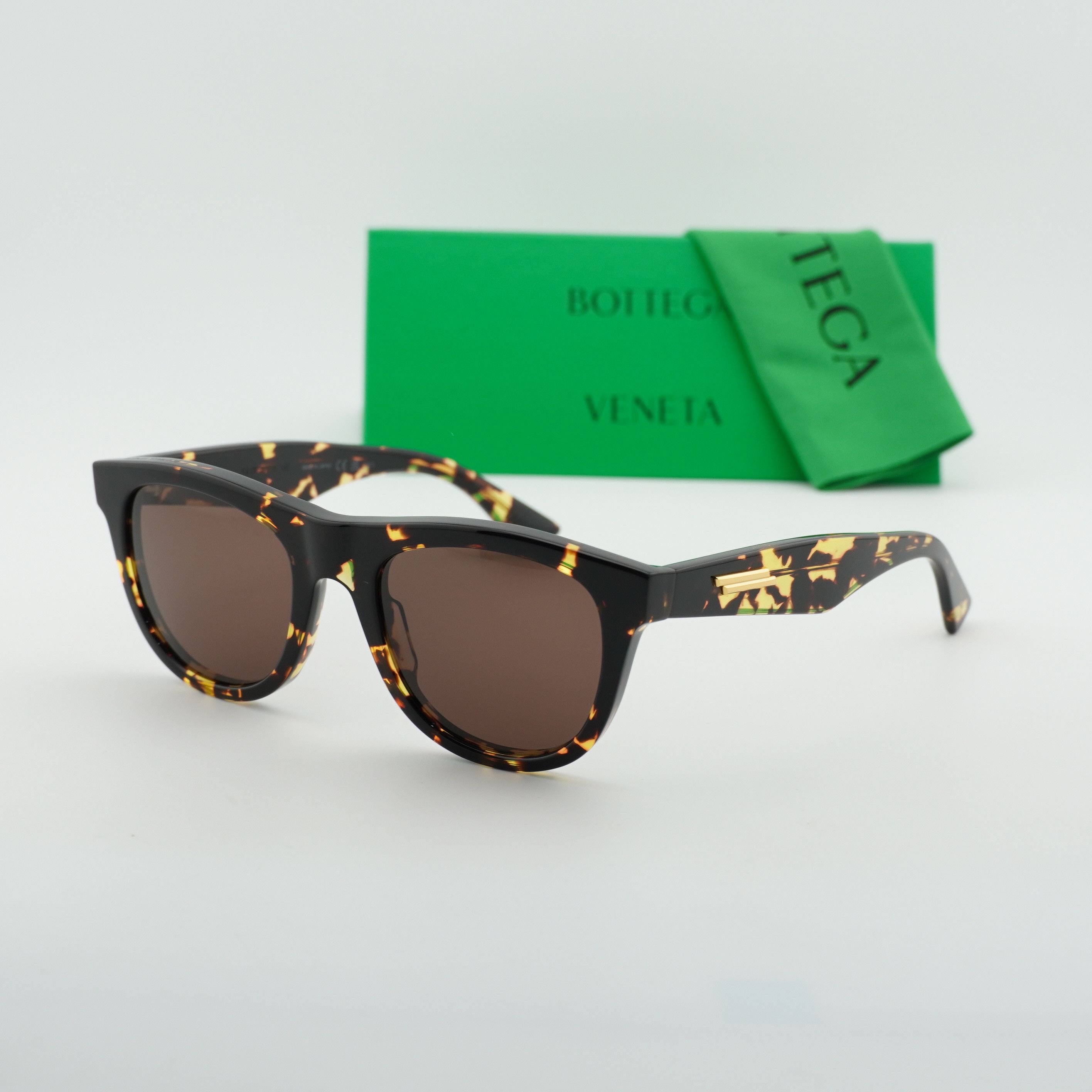Bottega Veneta Women Sunglasses Havana Brown Square BV1001S 002 BRAND NEW Bottega Veneta BV1001S 002 Sunglasses Havana Square Frame  main image 2