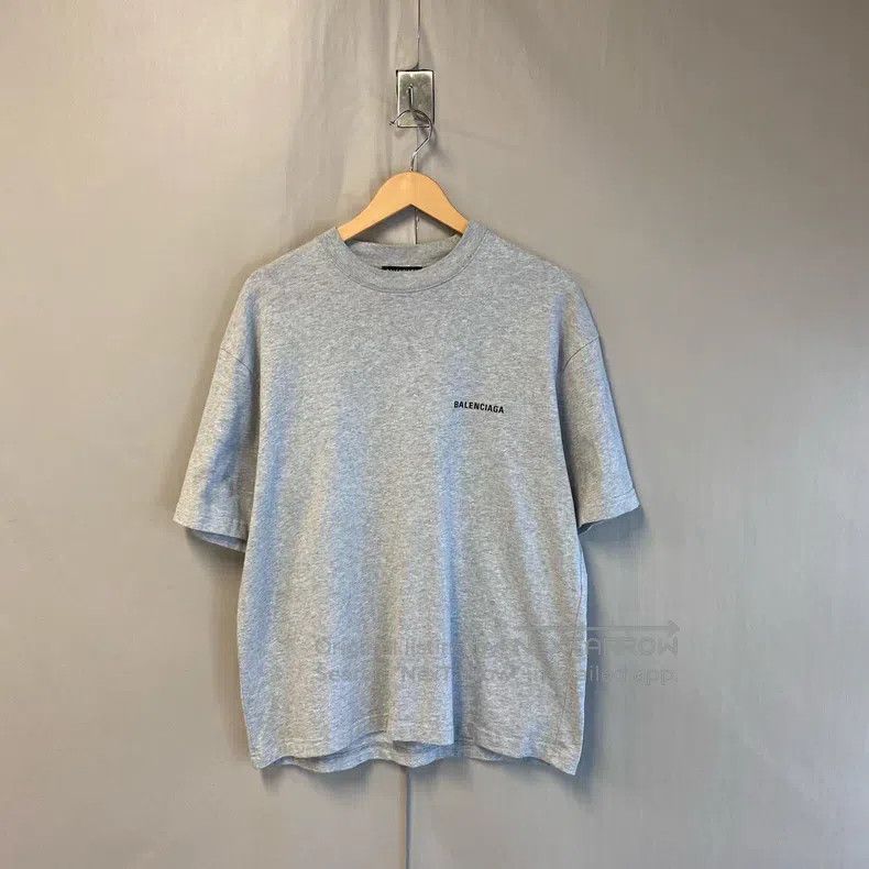 Balenciaga Balenciaga Gray large logo short-sleeved T-shirt Size US XS / EU 42 / 0 - 2 Thumbnail