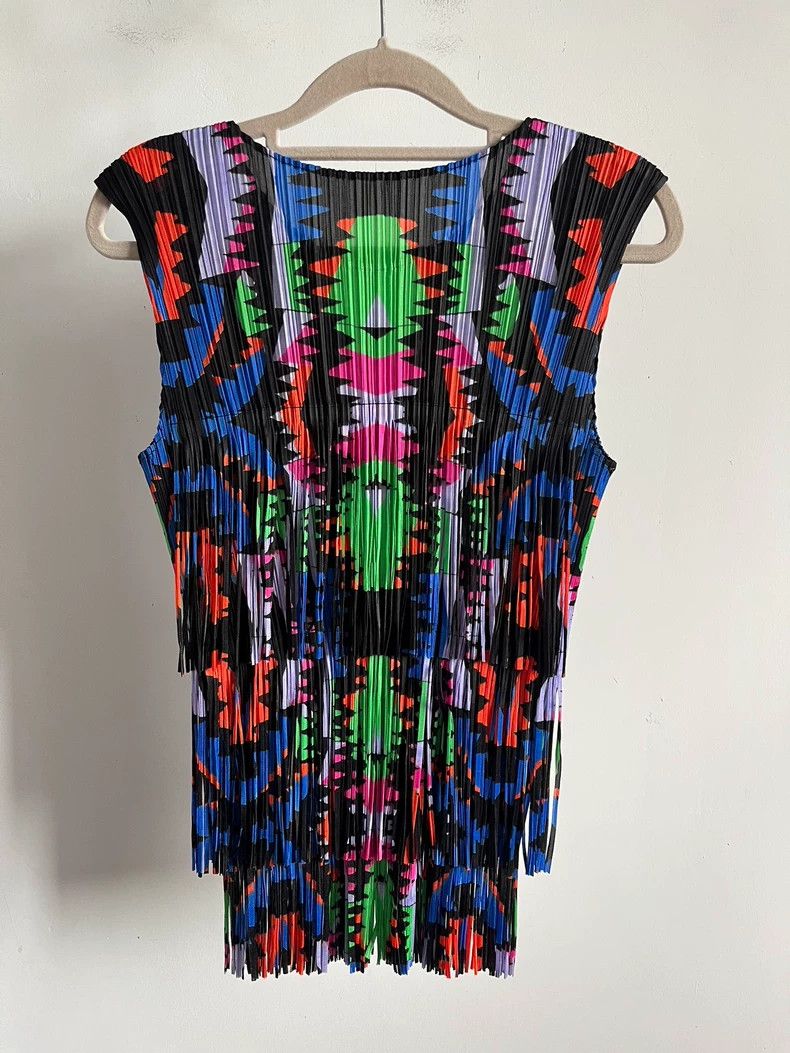 Issey Miyake Issey Miyake Fringed pleated vest Size L / US 10 / IT 46 - 2 Thumbnail