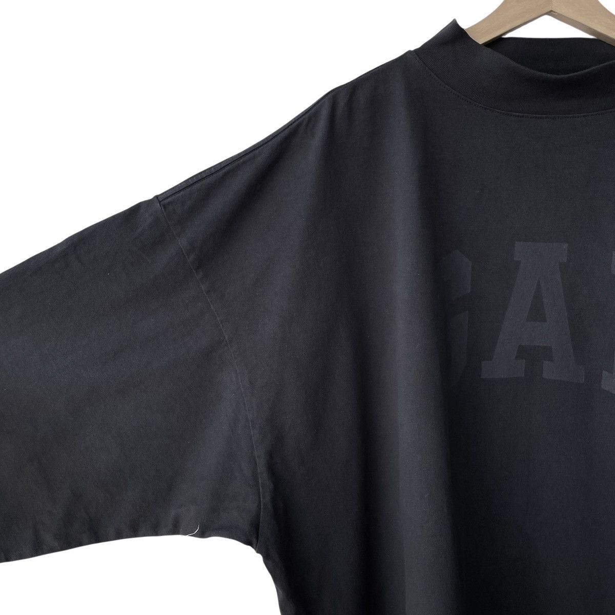 Balenciaga × Gap × Yeezy Yeezy X GAP 2022 3/4 Black Dove Oversize Tee Size US M / EU 48-50 / 2 - 4 Thumbnail