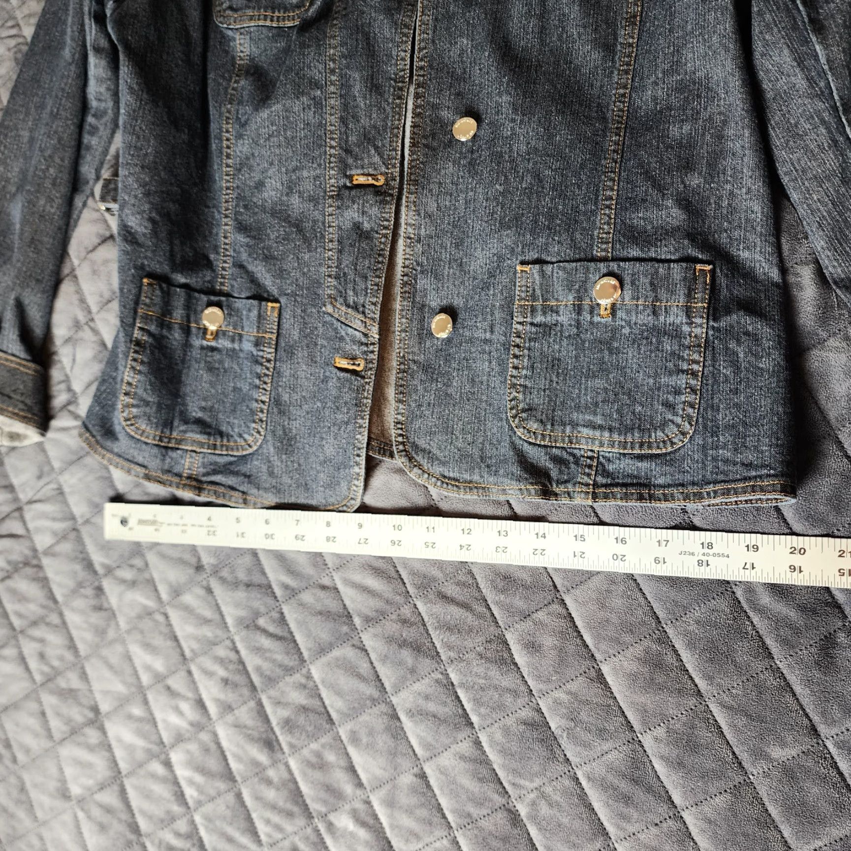 Jones New York Jones New York Women’s Denim Jean Jacket XL Blue Casual Short Button Collared Faux Fur Collar Size XL / US 12-14 / IT 48-50 - 4 Thumbnail