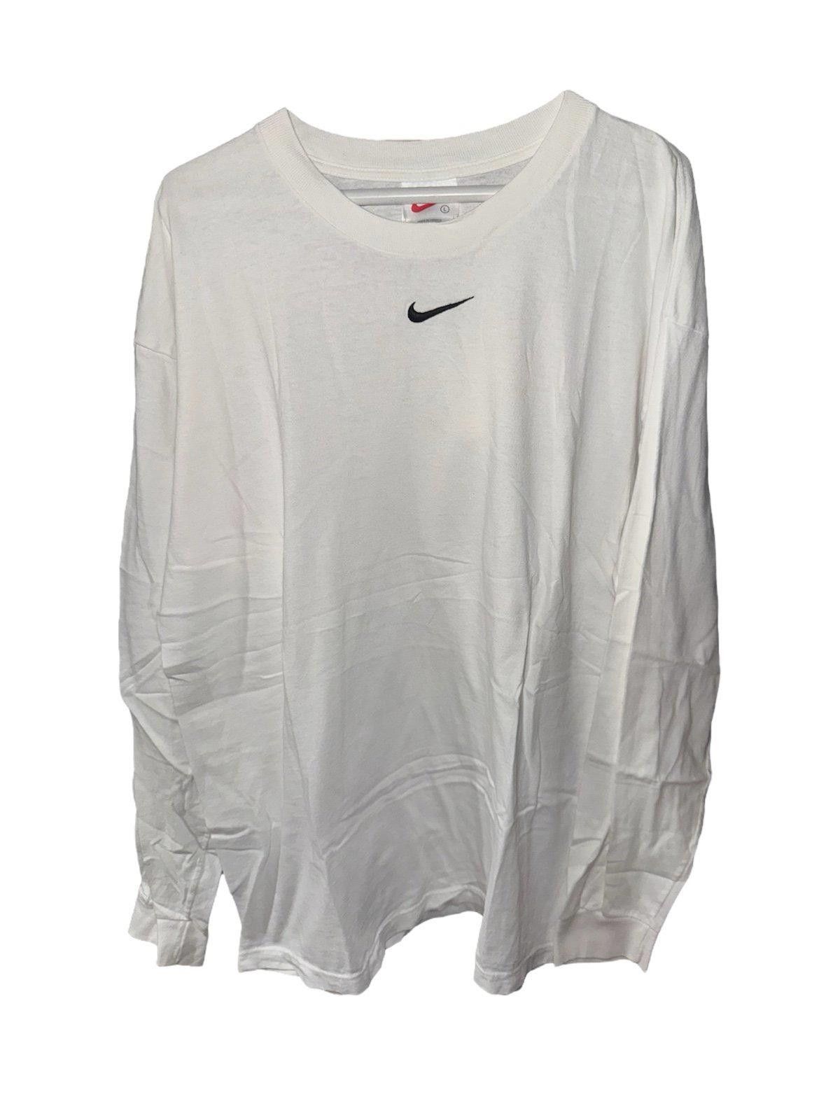 Nike Nike Vintage 90s Center Swoosh White Longsleeve Rare Sz L Size US L / EU 52-54 / 3 - 1 Thumbnail