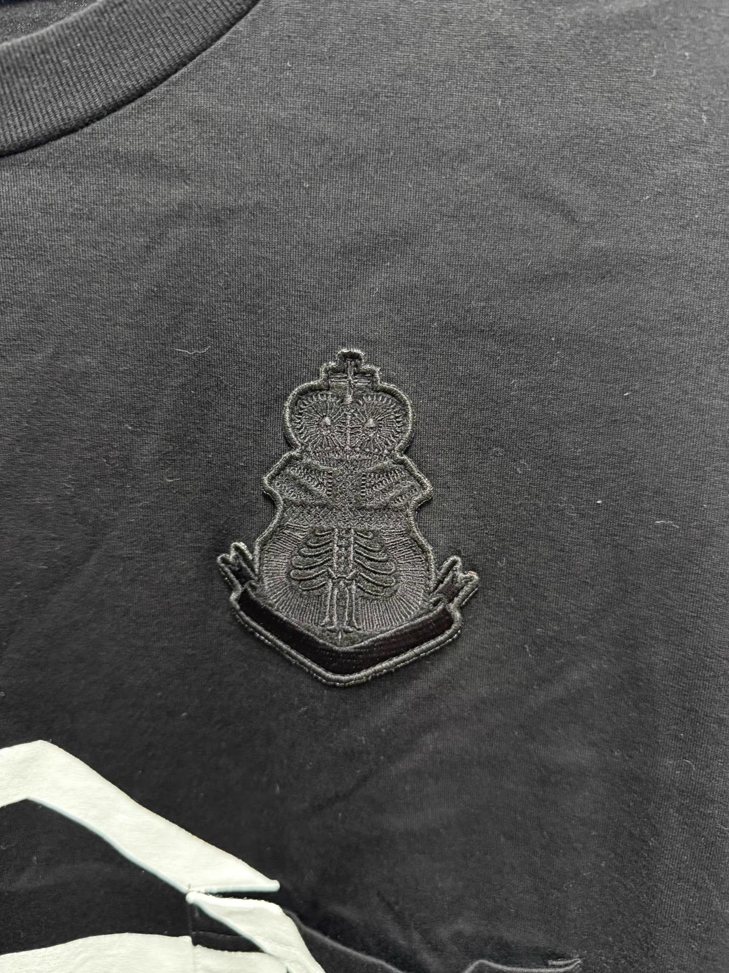 Takahiromiyashita The Soloist. The soloist School Emblem Embroidery OS Short Sleeve K20 Size US L / EU 52-54 / 3 - 3 Thumbnail