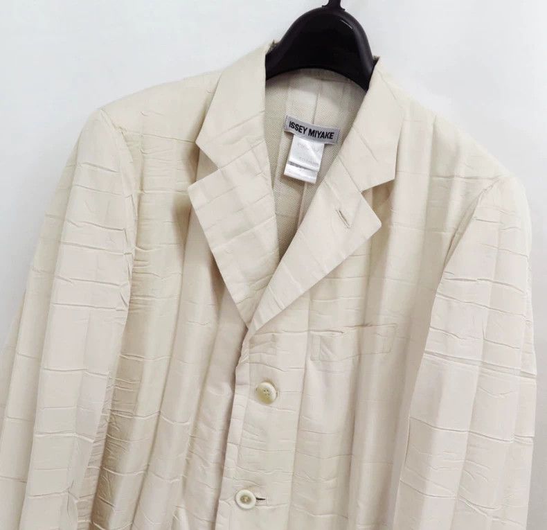 Issey Miyake issey miyake Show style pleated coat Size M / US 6-8 / IT 42-44 - 4 Thumbnail