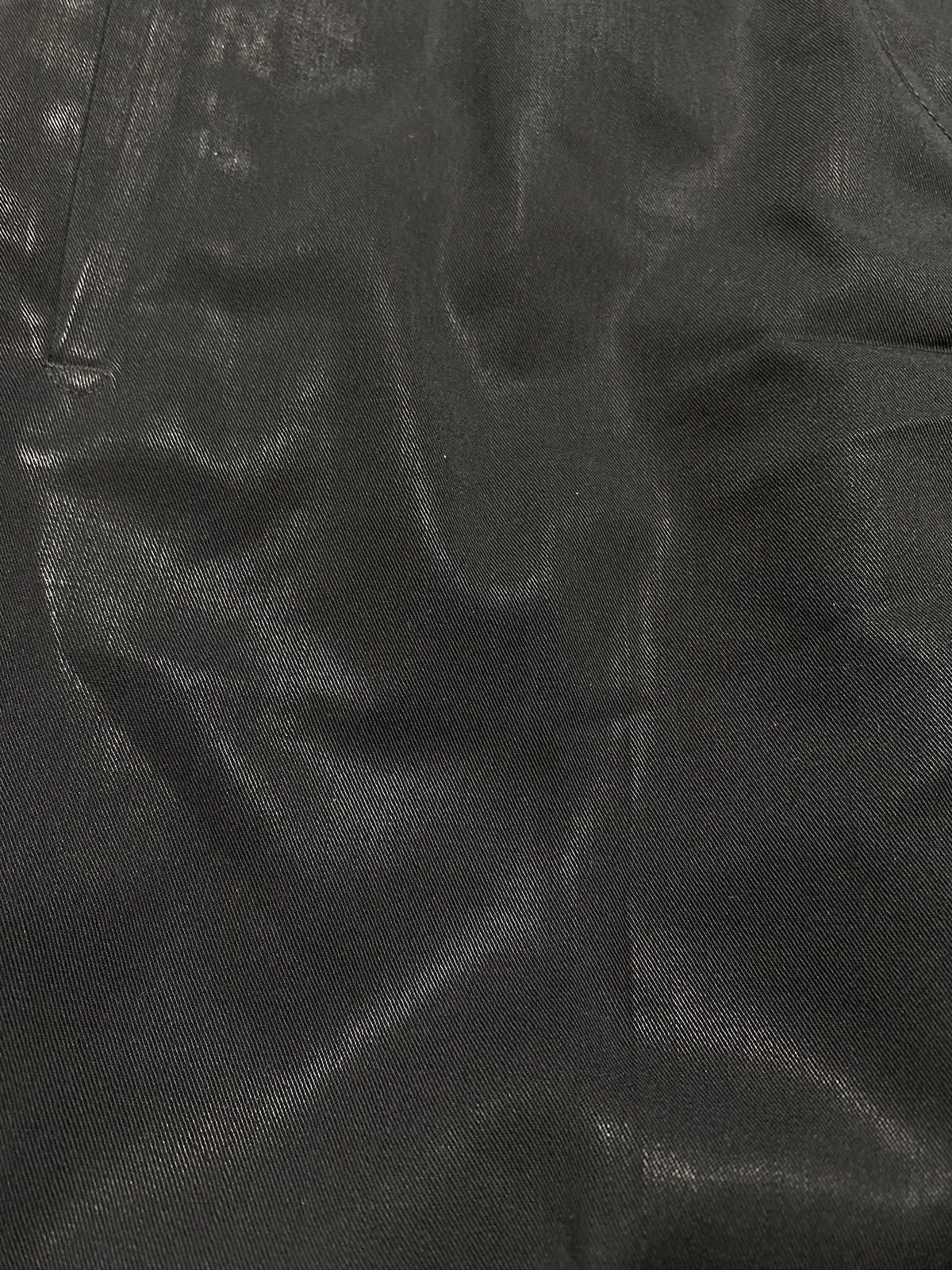 Designer × Prada Prada black Classic elegance pants glowing material Size 26" / US 2 / IT 38 - 3 Thumbnail