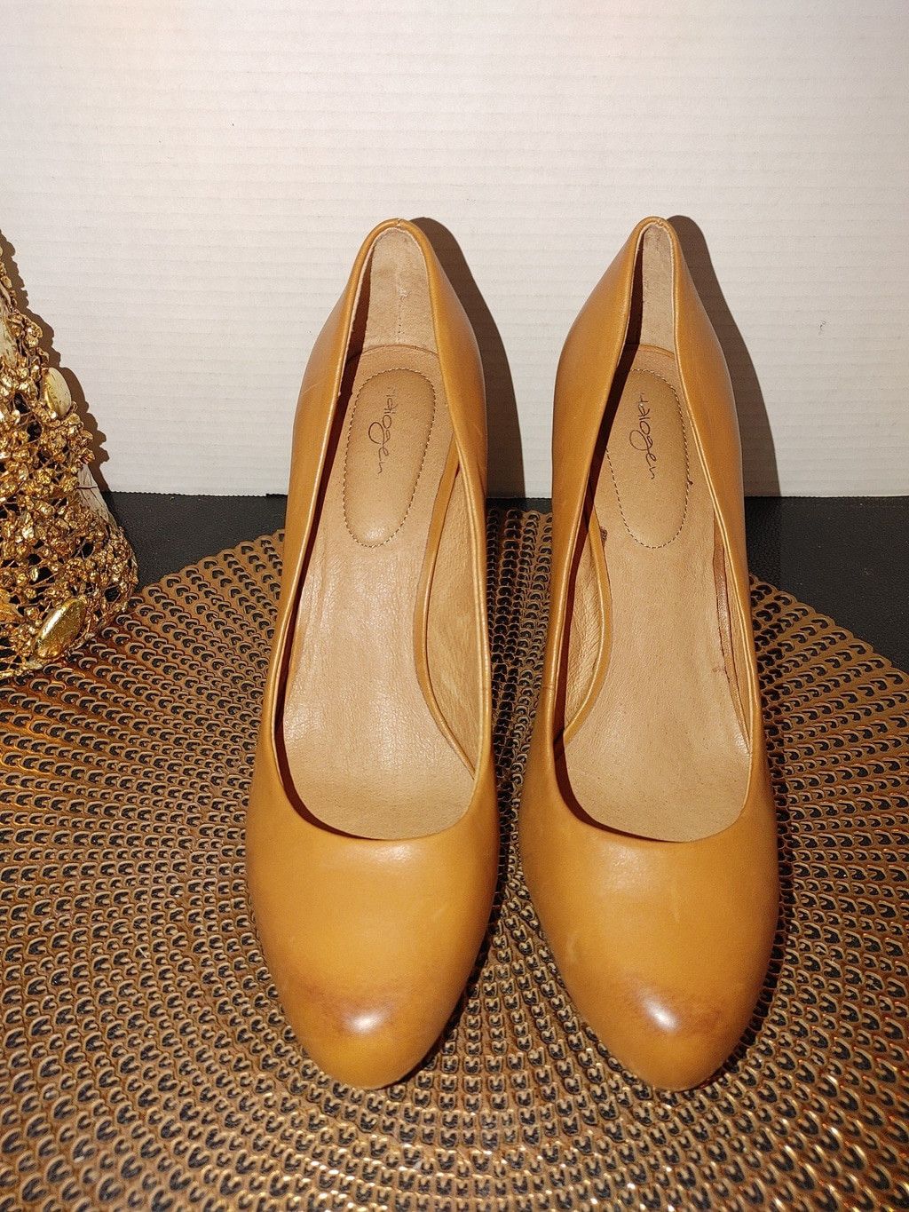 Halo Halogen Classic Heels Size 9.5 Size US 9 / IT 39 - 3 Thumbnail