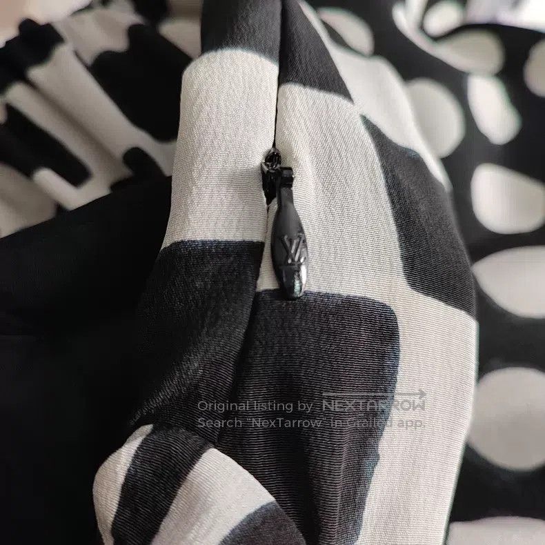 Louis Vuitton Louis Vuitton Black and white polka-dot paneled dress Size XXS / US 00 / IT 34 - 5 Thumbnail