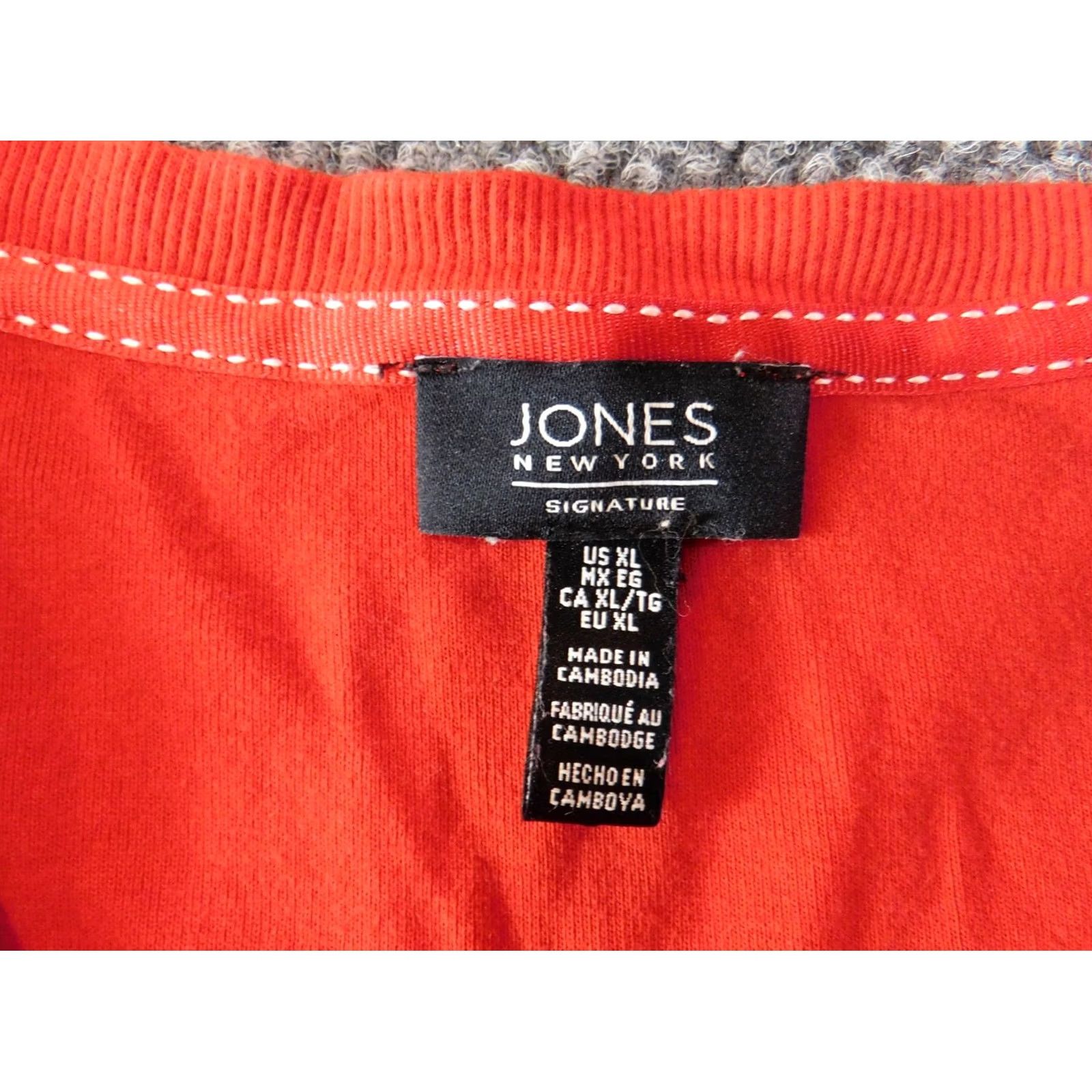 Jones New York Jones New York Womens Sweater XL Red V-Neck Pullover Raglan Sleeve Open-Knit 100% Cotton Logo Modern Regular Women Small Details: Floral Accent Size XL / US 12-14 / IT 48-50 - 5 Thumbnail