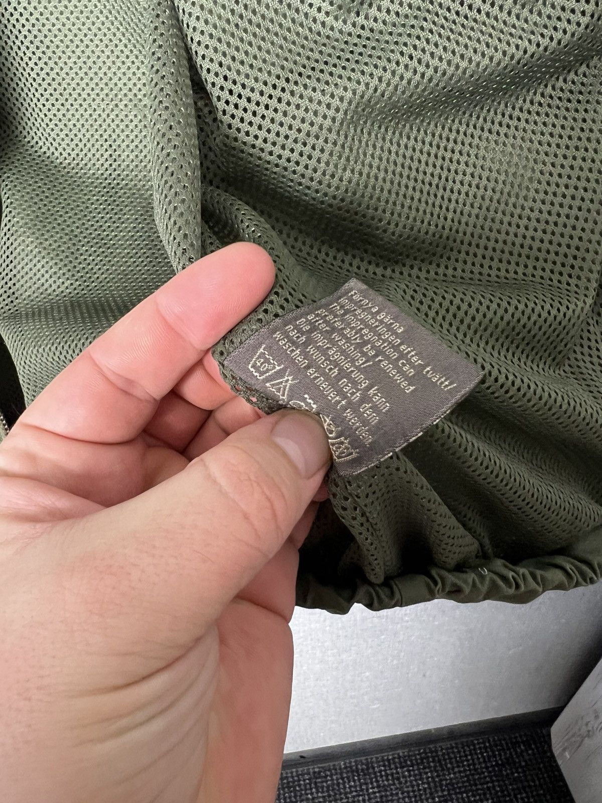 Fjallraven Vintage Rare Fjallraven Multi Pocket Men’s Vest Size M Size US M / EU 48-50 / 2 - 18 Thumbnail