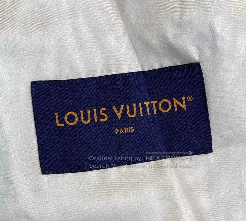 Louis Vuitton Louis Vuitton Full print jacquard white sheepskin zip-up l Size US M / EU 48-50 / 2 - 5 Thumbnail
