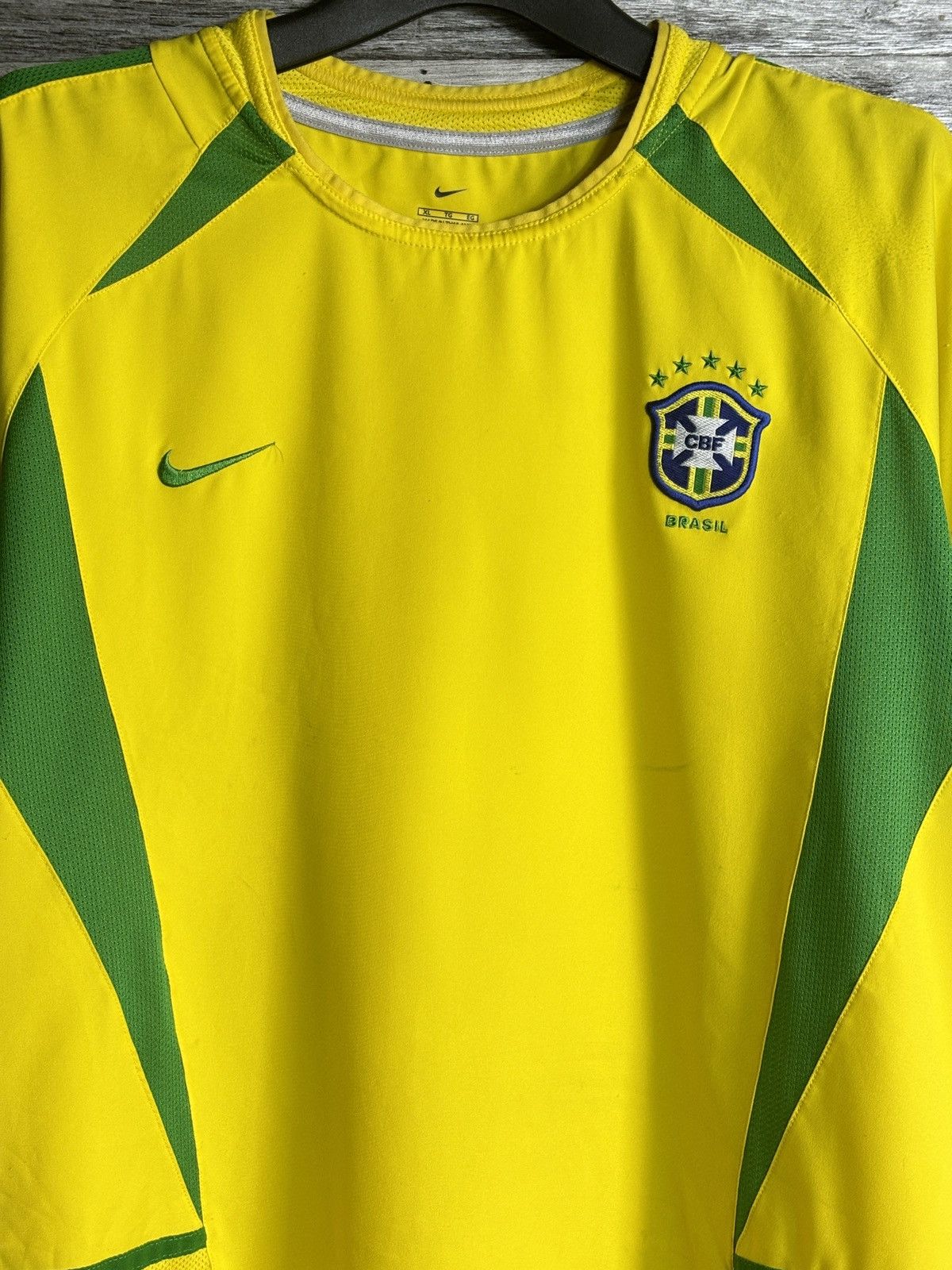 Nike Vintage Brazil 2002/2003 Home Jersey Size US XL / EU 56 / 4 - 2 Thumbnail
