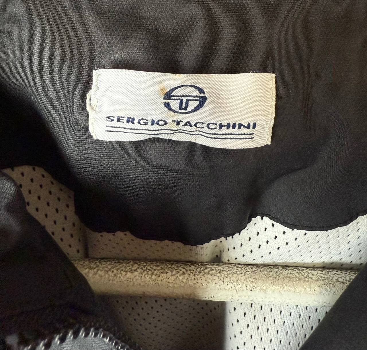 Sergio Tacchini Vintage Sergio Tacchini Ligth Jacket Logo size M\L Size US M / EU 48-50 / 2 - 8 Thumbnail