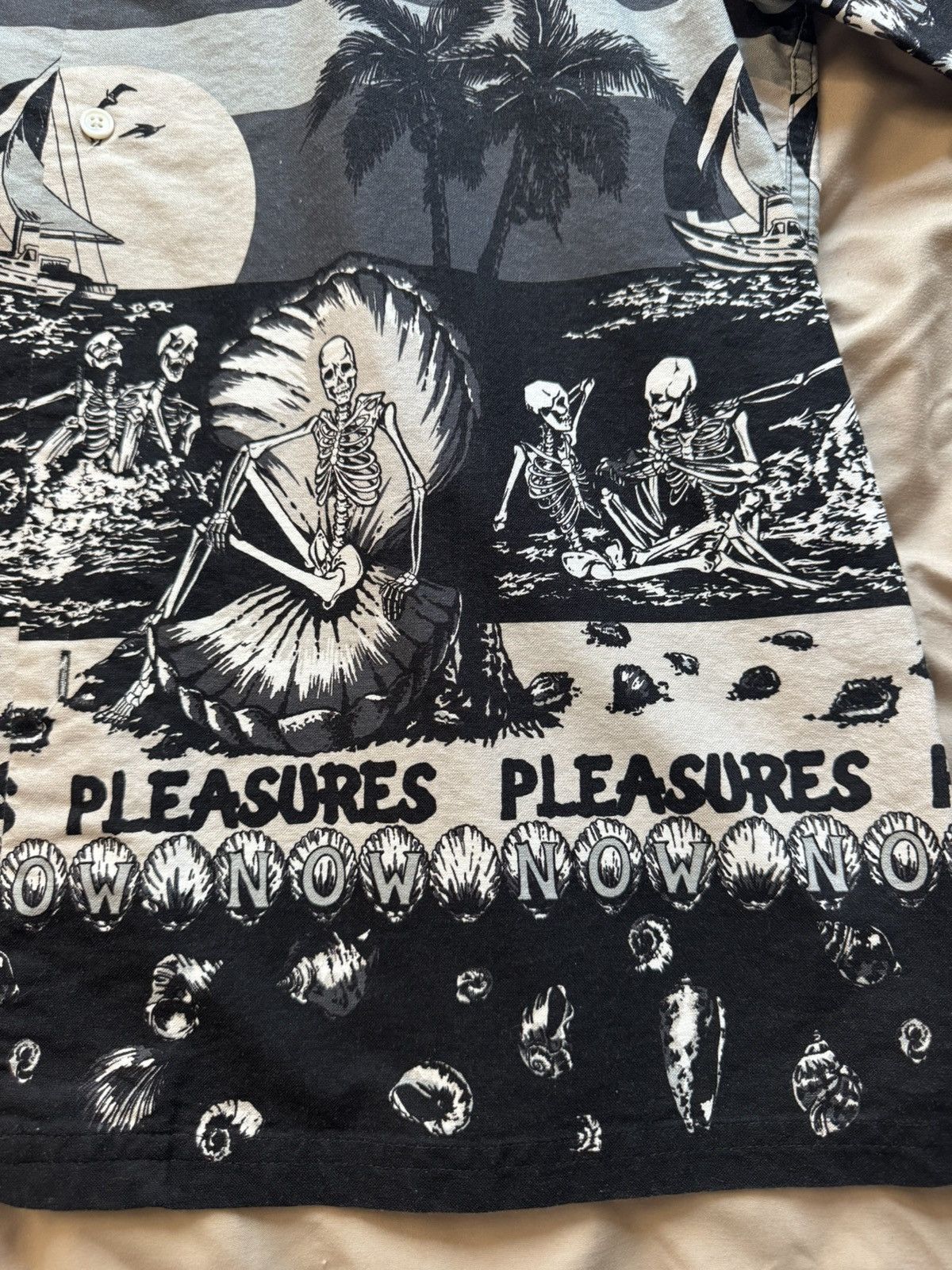 Pleasures Pleasures Skeleton Beach Vacation Shirt Size US L / EU 52-54 / 3 - 2 Thumbnail