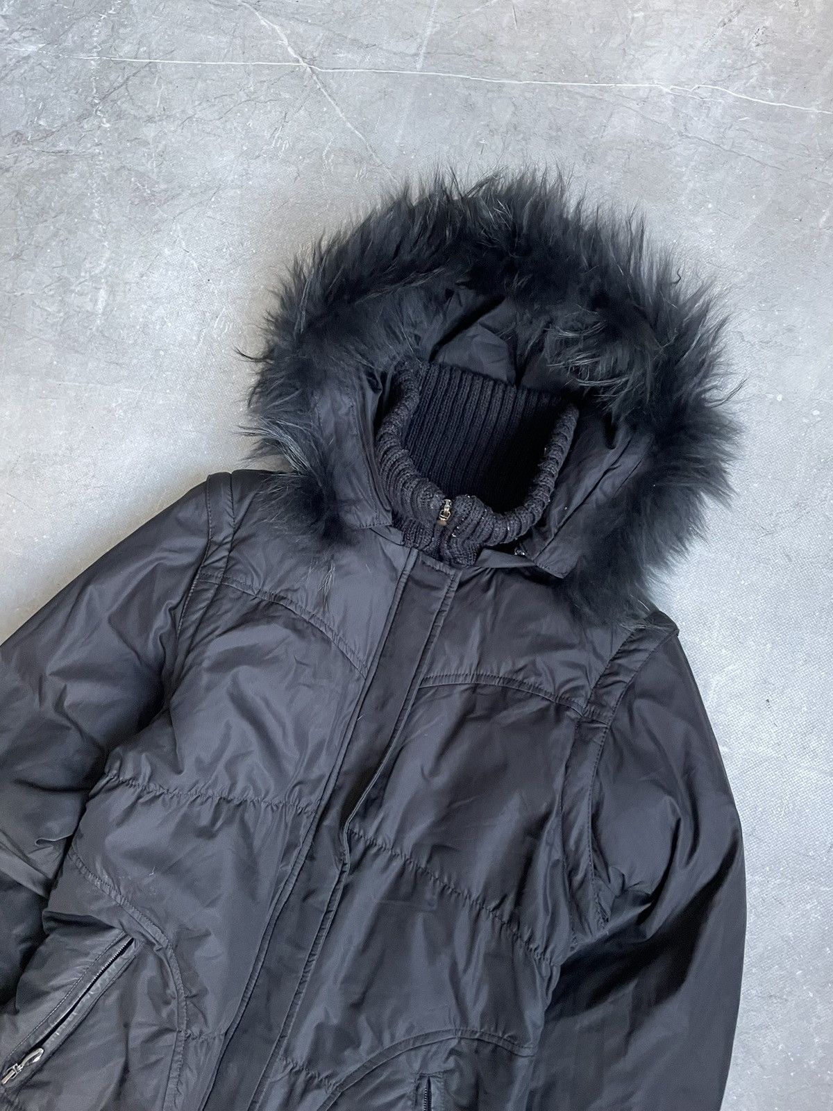 Hysteric Glamour Hysteric glamour style fur black down cropper bomber jacket Size US S / EU 44-46 / 1 - 2 Thumbnail