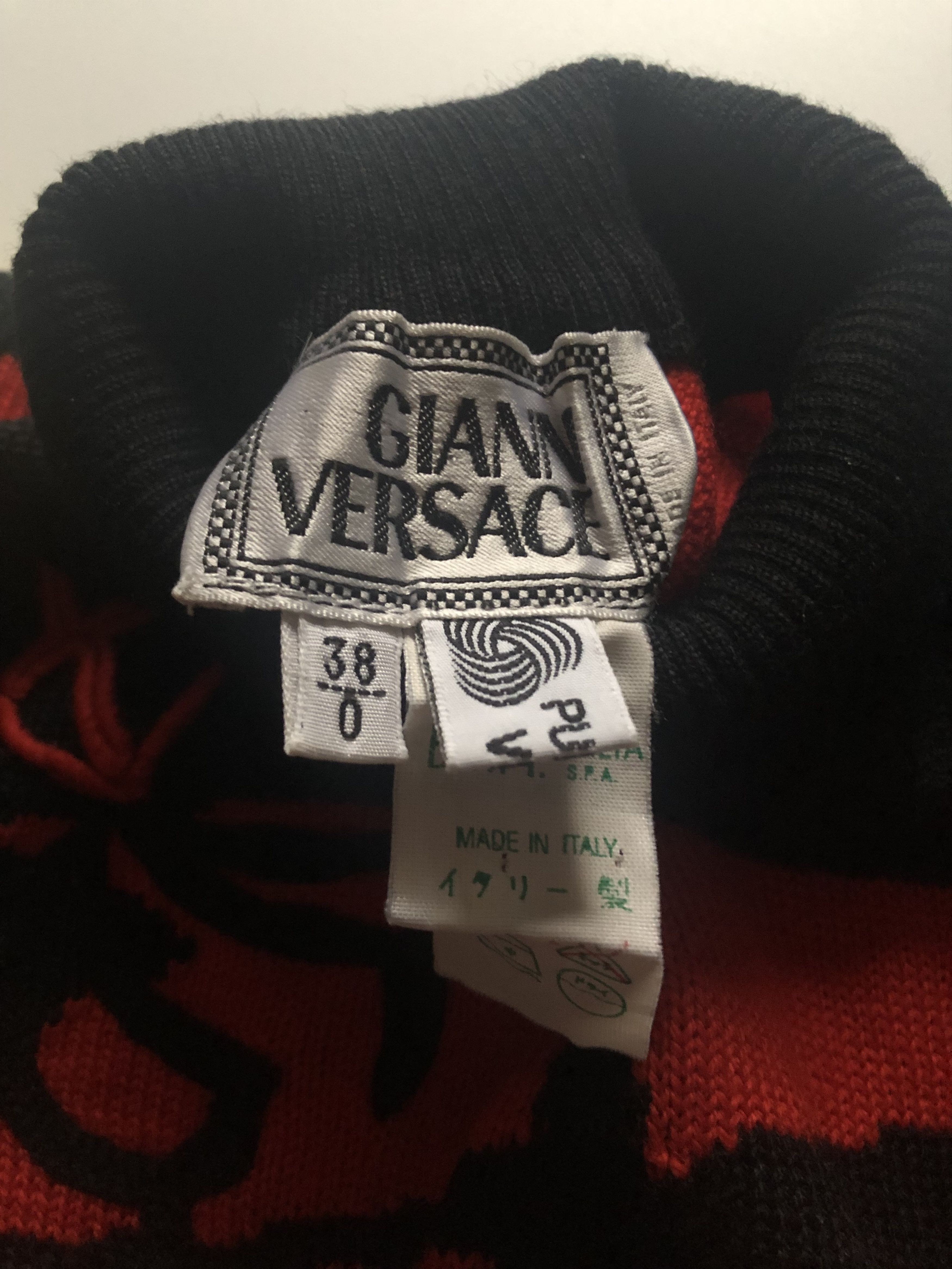 Versace × Vintage Vintage Gianni Versace Knit Vest Size US XXS / EU 40 - 5 Thumbnail