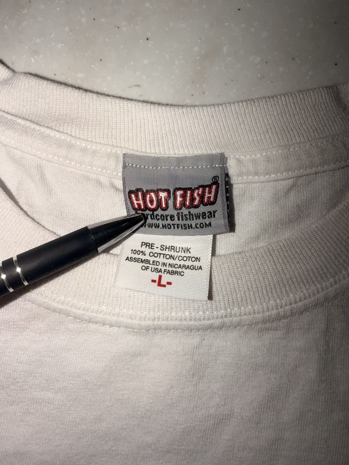 Vintage Vintage Hot Fish tee Size US L / EU 52-54 / 3 - 3 Thumbnail