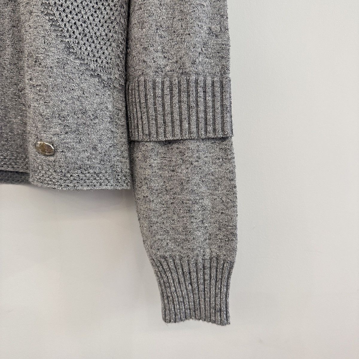 Chanel Chanel Knit Sweater, Grey Silver Shiny Fabric K26WX Size XS / US 0-2 / IT 36-38 - 9 Thumbnail