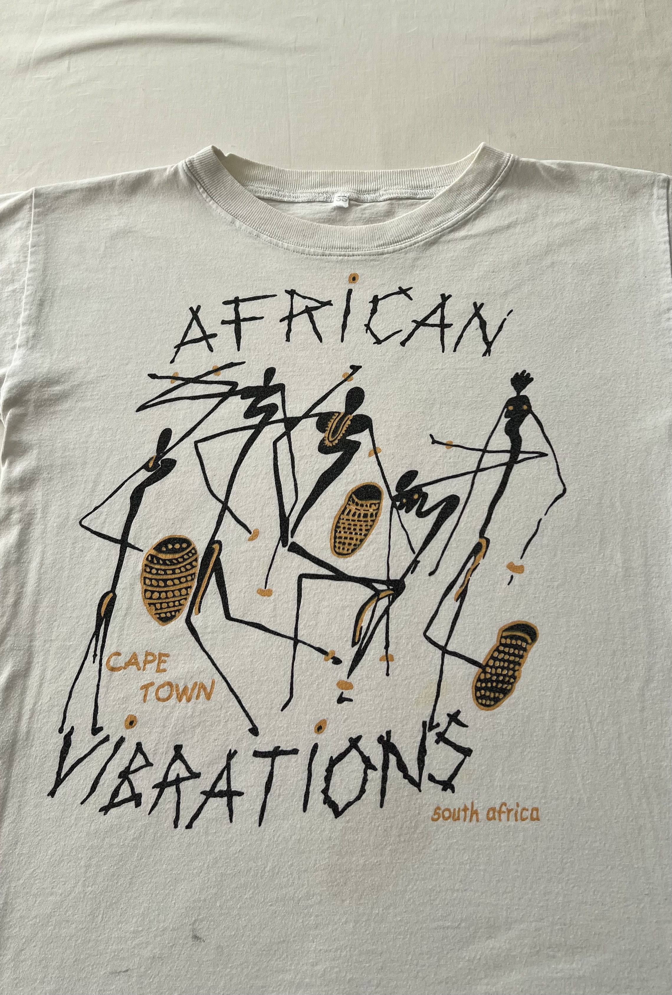 Arts & Science Vintage African Vibrations Cape Town South Africa Art Tshirt Size US S / EU 44-46 / 1 - 3 Thumbnail