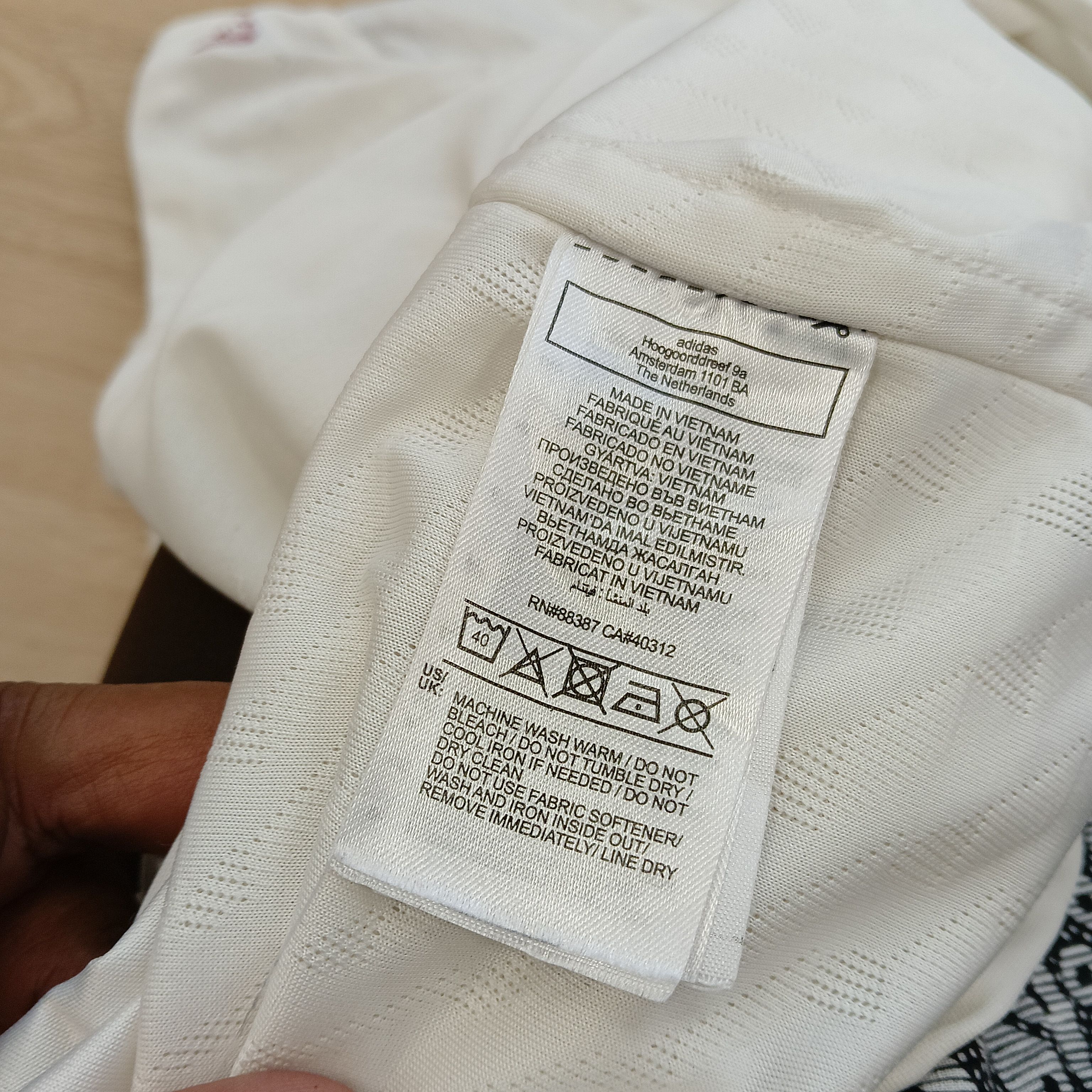 Adidas ADIDAS JERSEY MEN M Size US M / EU 48-50 / 2 - 9 Thumbnail