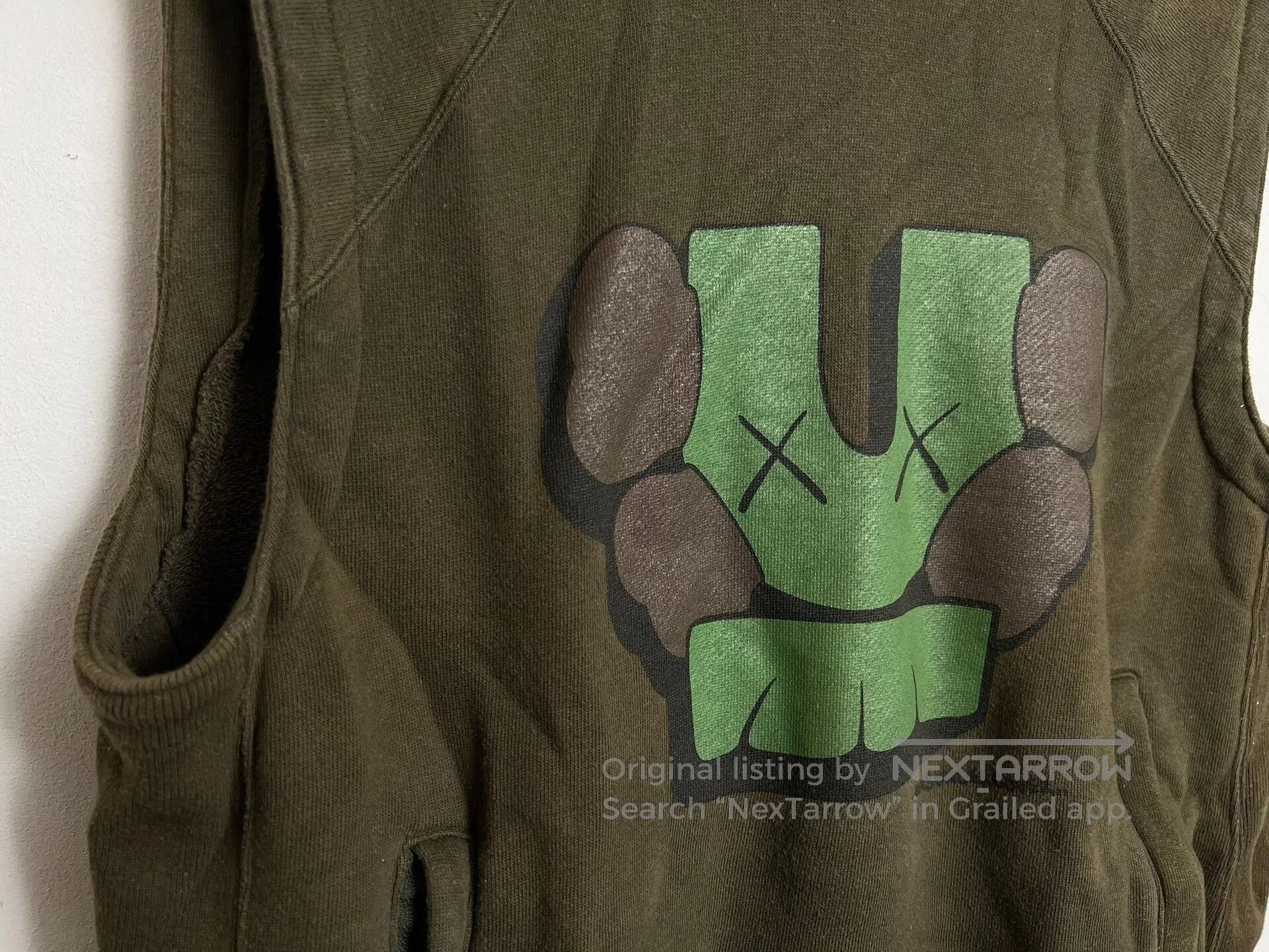 Comme des Garcons UNDERCOVER x KAWS Sleeveless Hoodie Sweatshirt. Size US M / EU 48-50 / 2 - 4 Thumbnail