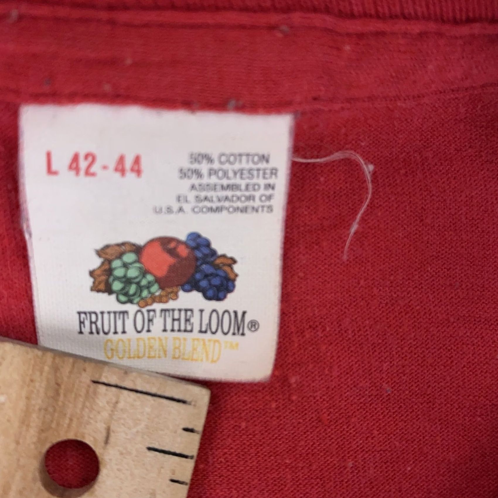 Fruit Of The Loom VINTAGE Fruit of the Loom Shirt M/L Red Pocket Tee Golden Blend 50/50 Men Size US M / EU 48-50 / 2 - 7 Thumbnail