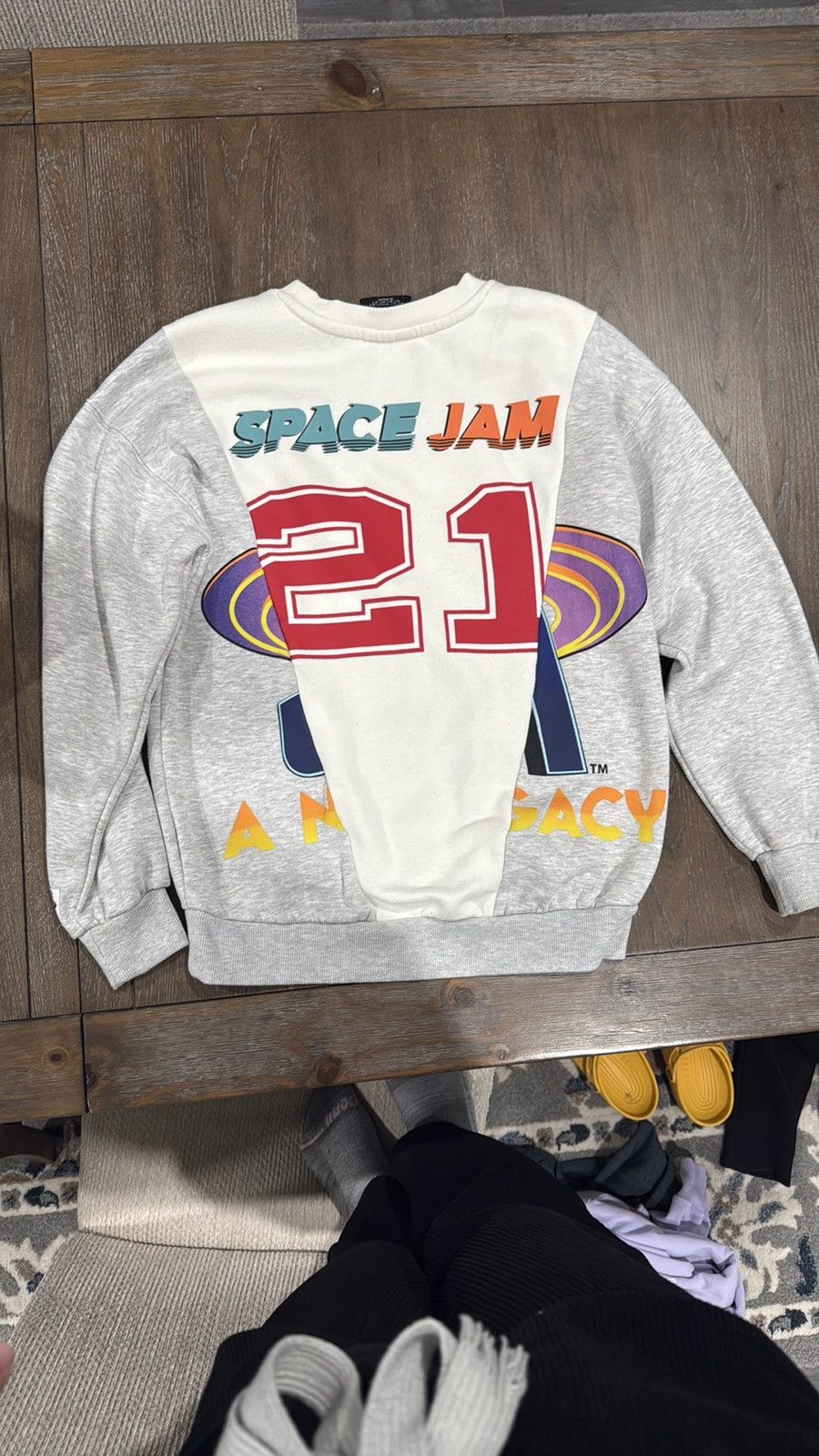 Forever 21 Space Jam Gray Sweater Size S / US 4 / IT 40 - 3 Thumbnail